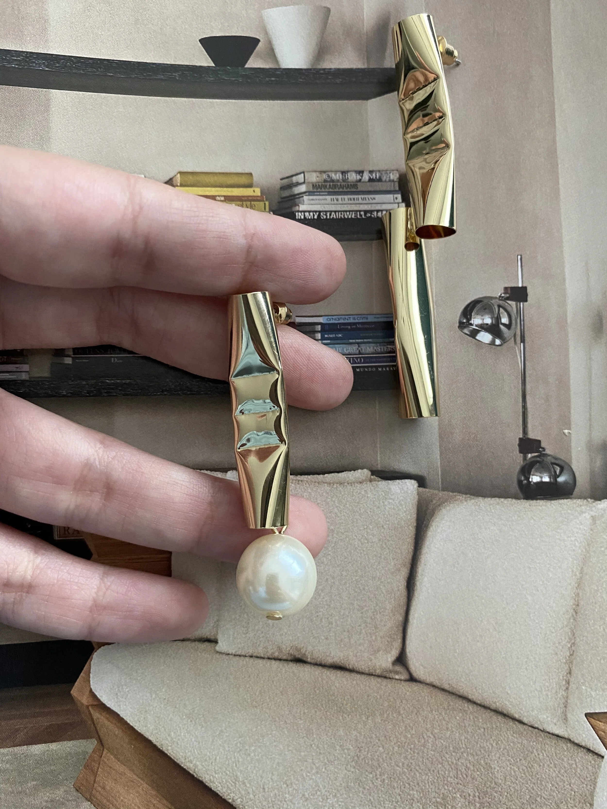 898503BE-DFB6-437D-9EE6-01F8FA9E64BE