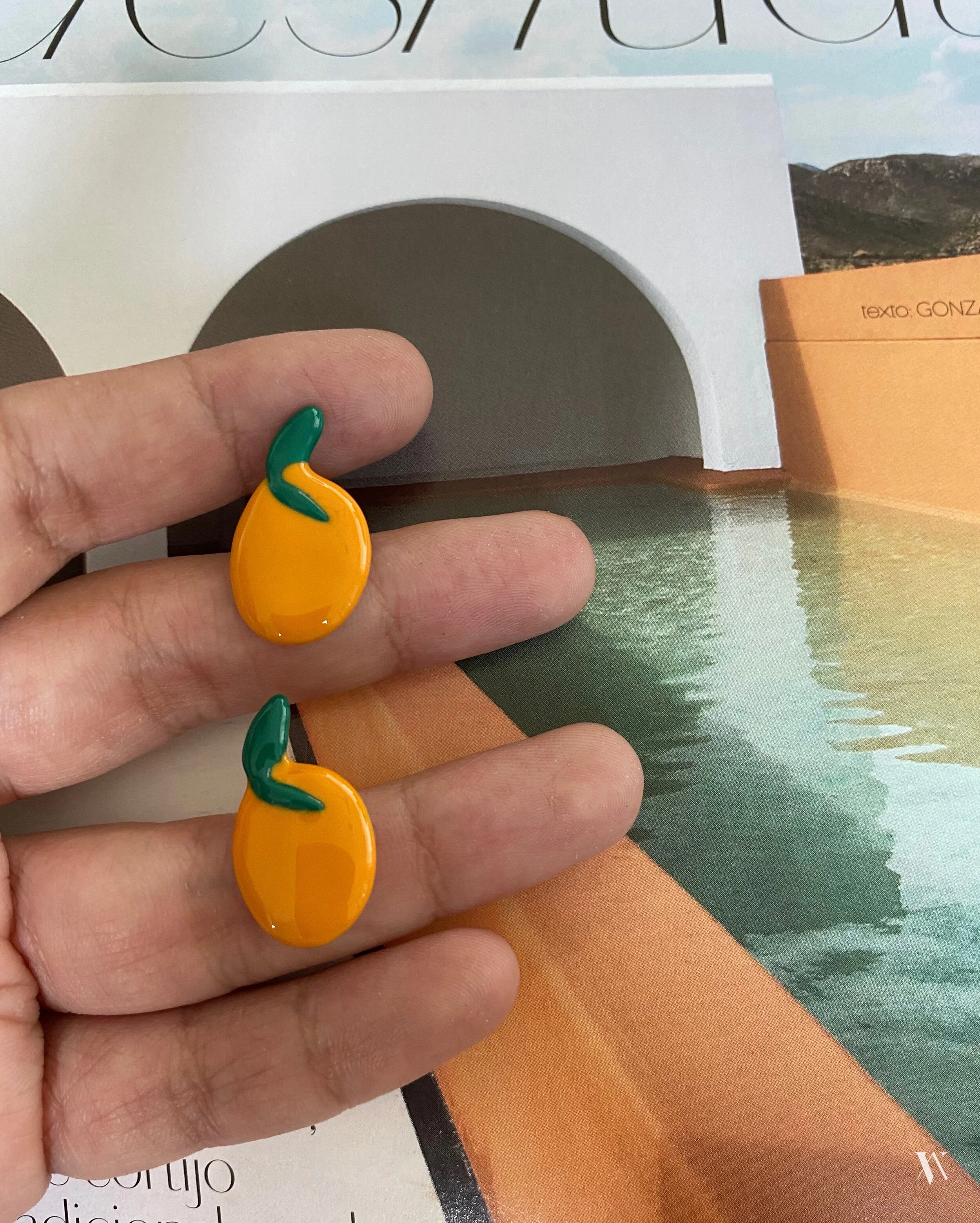 2CC648ED-F08E-477F-8D33-8638FF65DEB9