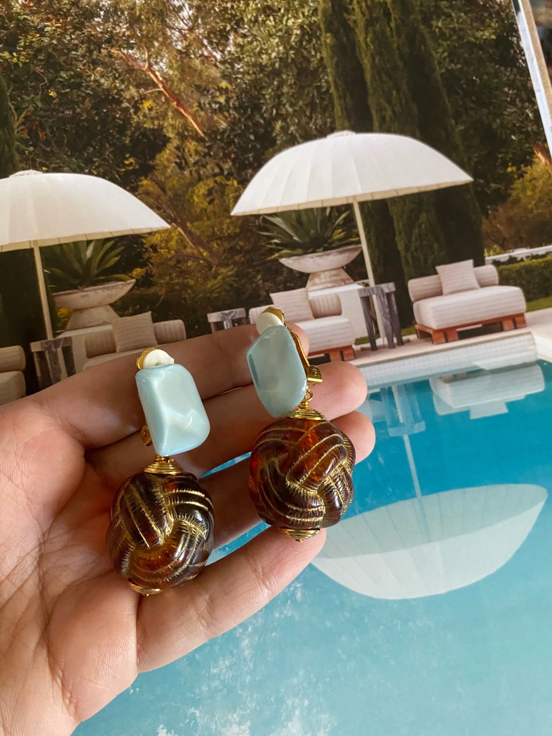 742697E0-C01F-4CB2-9F08-503E3EB66FAF