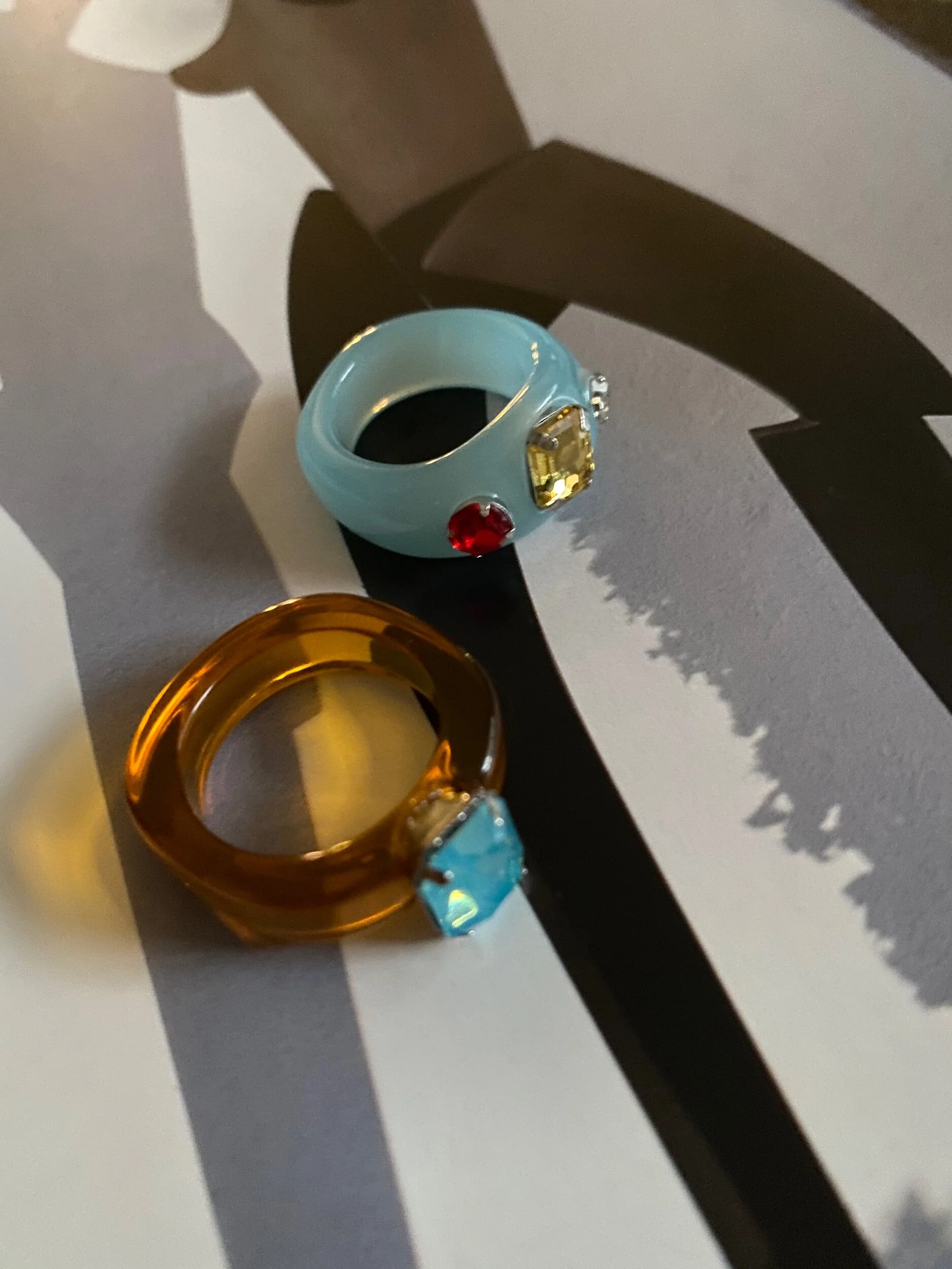 CE5E60C3-1C69-418A-8D22-AA83B1B114E7