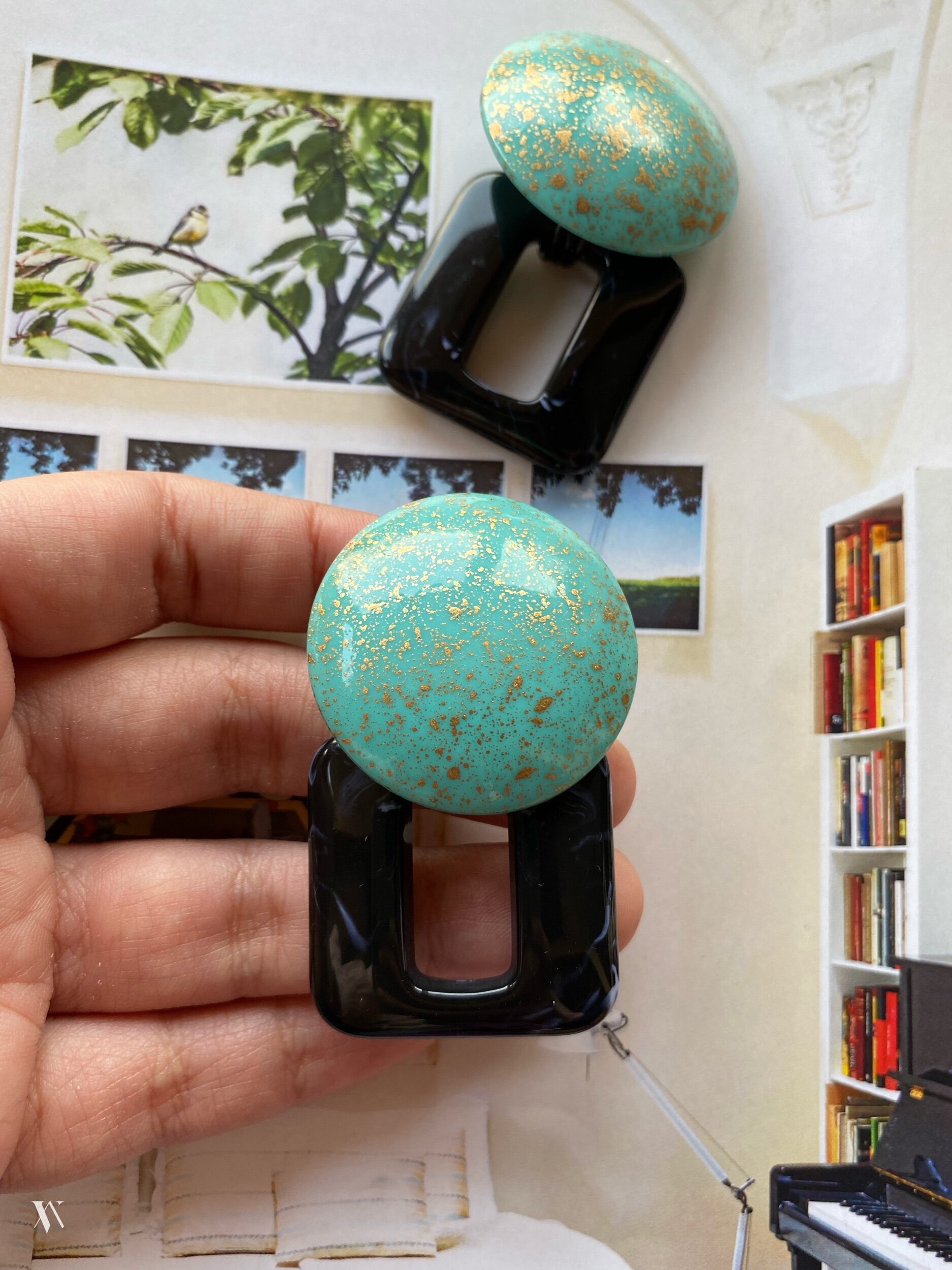 FB3A6CC6-81C3-4EE8-90BB-AE532499F399