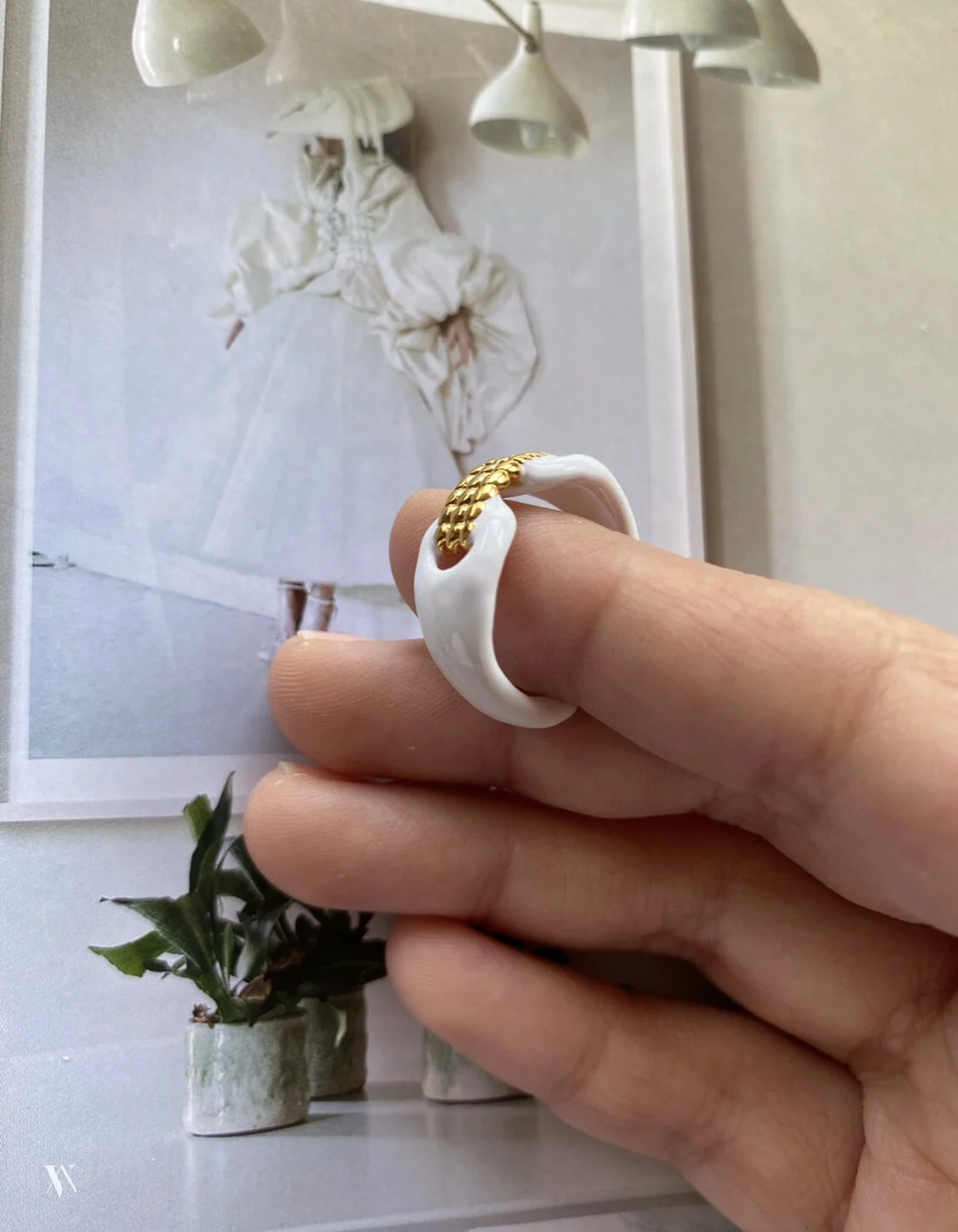 3B5E8143-2A70-42C4-AFC7-B2E5F7452477