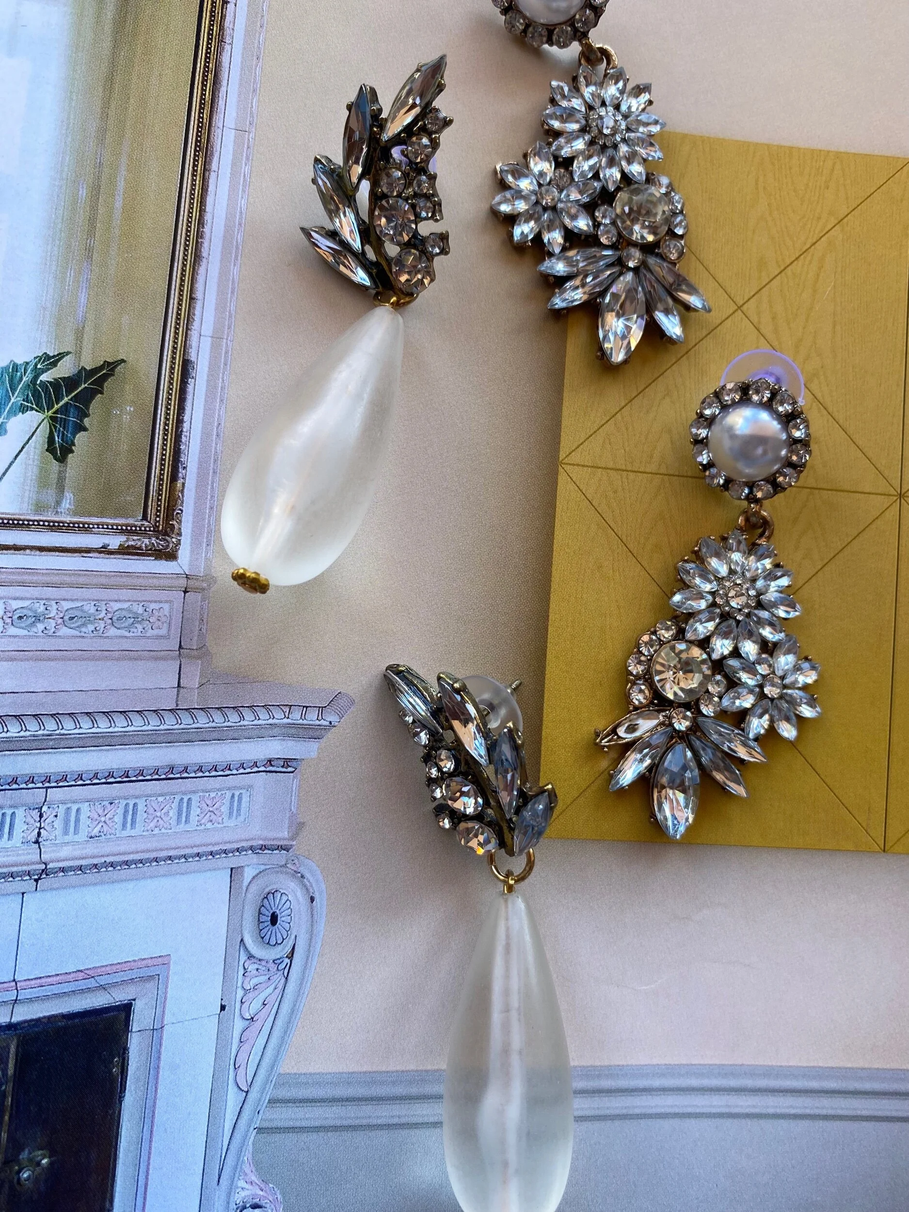 6B60AC4B-7689-46B4-95DD-1AEB53F1F35D