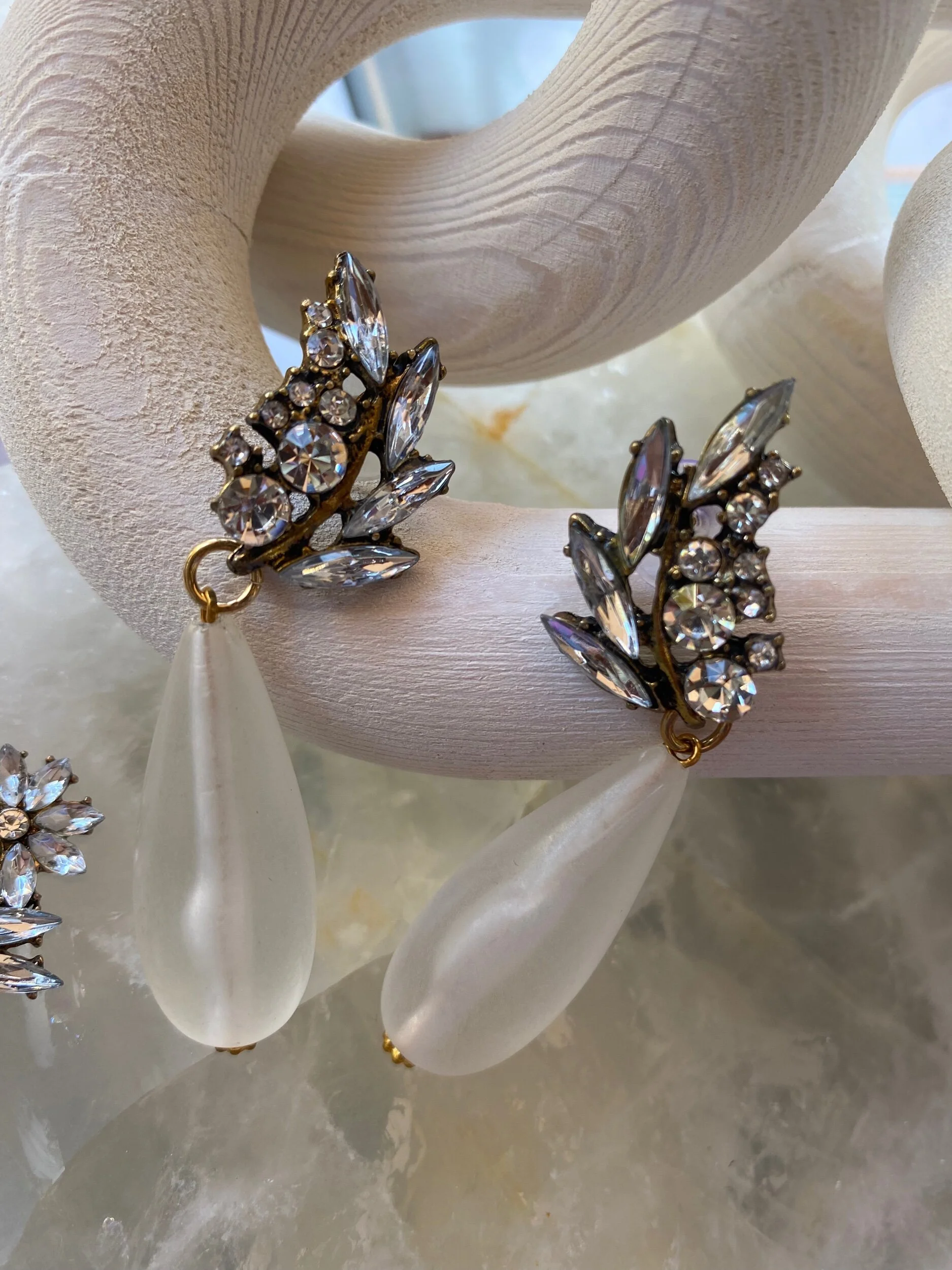 8B410C70-51F1-4E4B-A9F3-66F98665472A