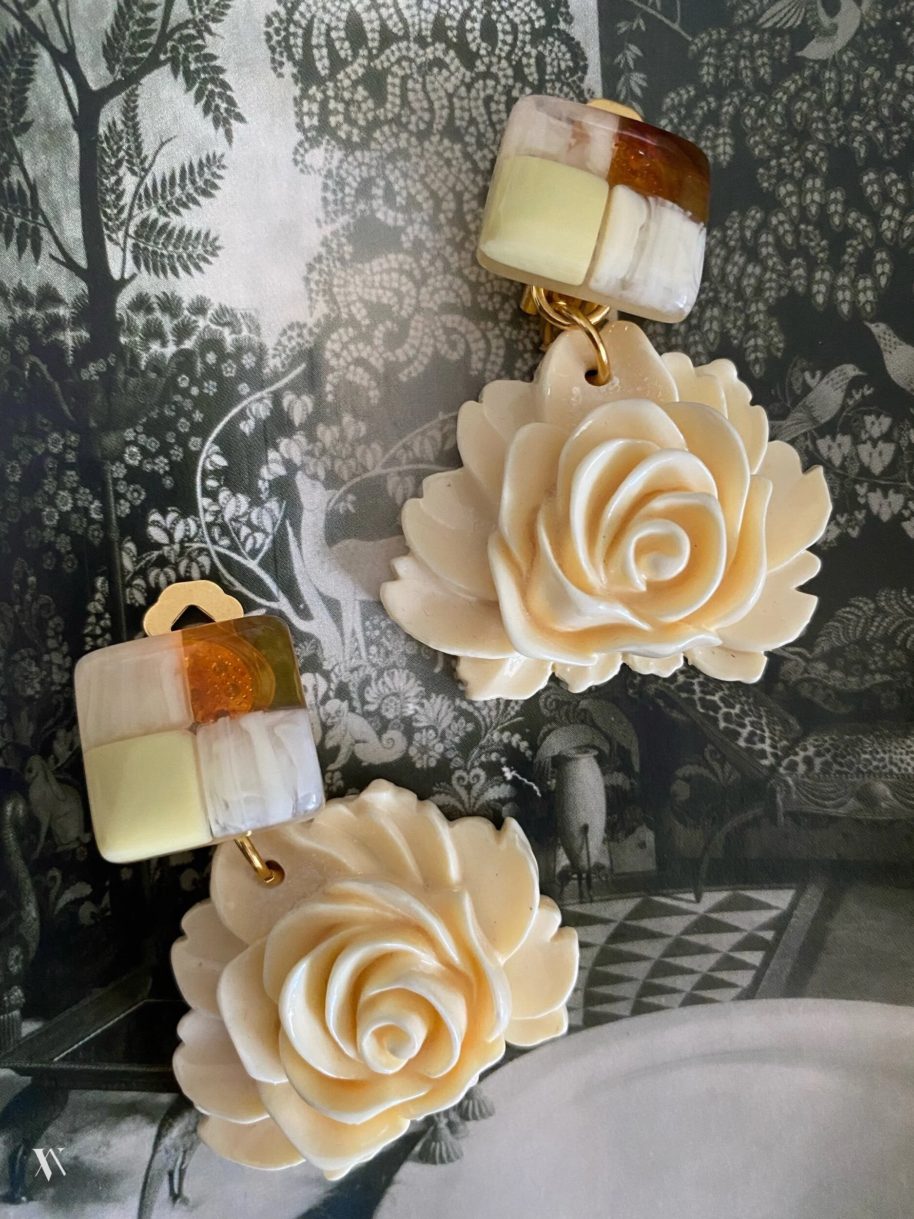 6C38C0FB-2215-4C56-8B26-96F64412F624