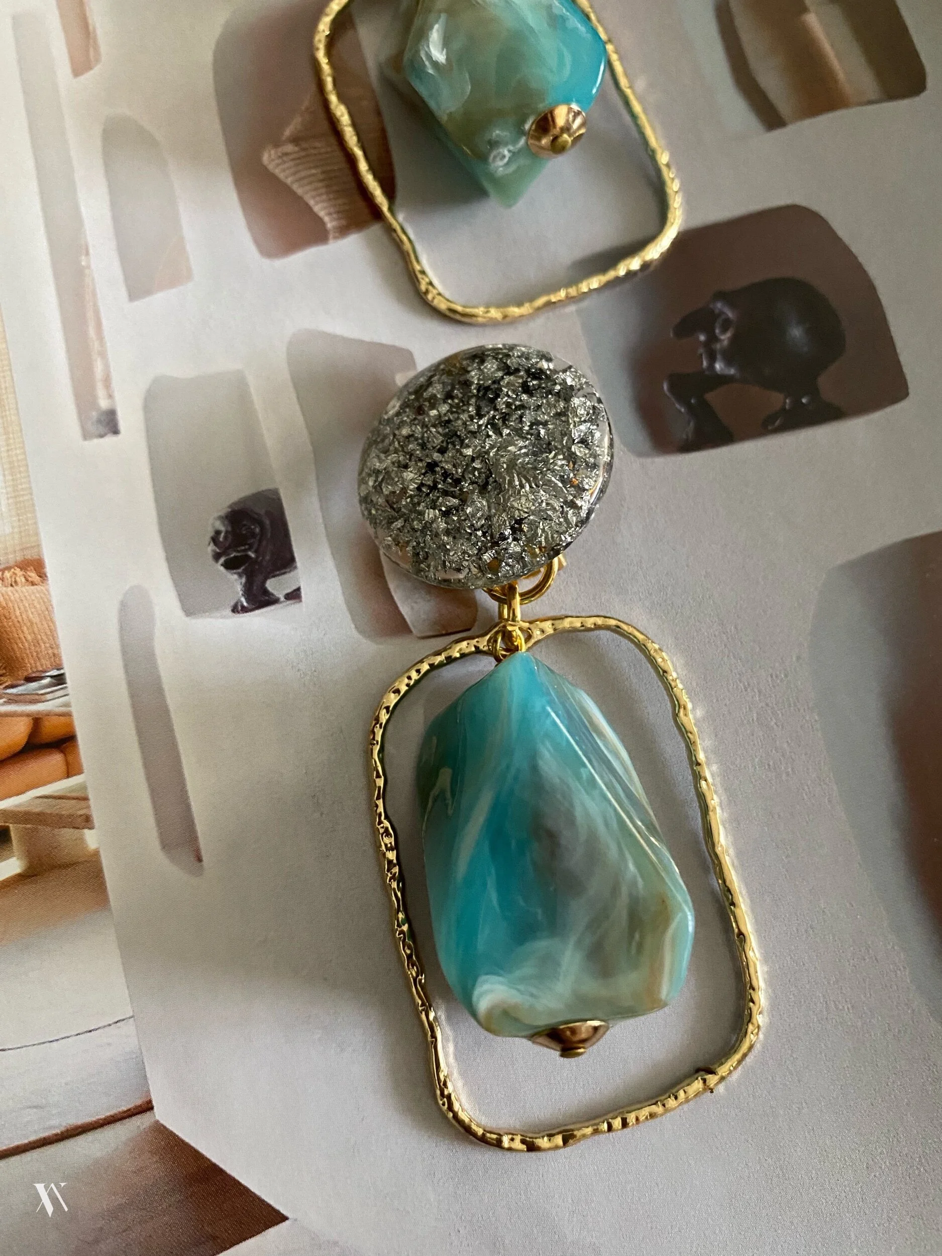 5933AECA-DE88-4FB4-B276-E264E2193E5E