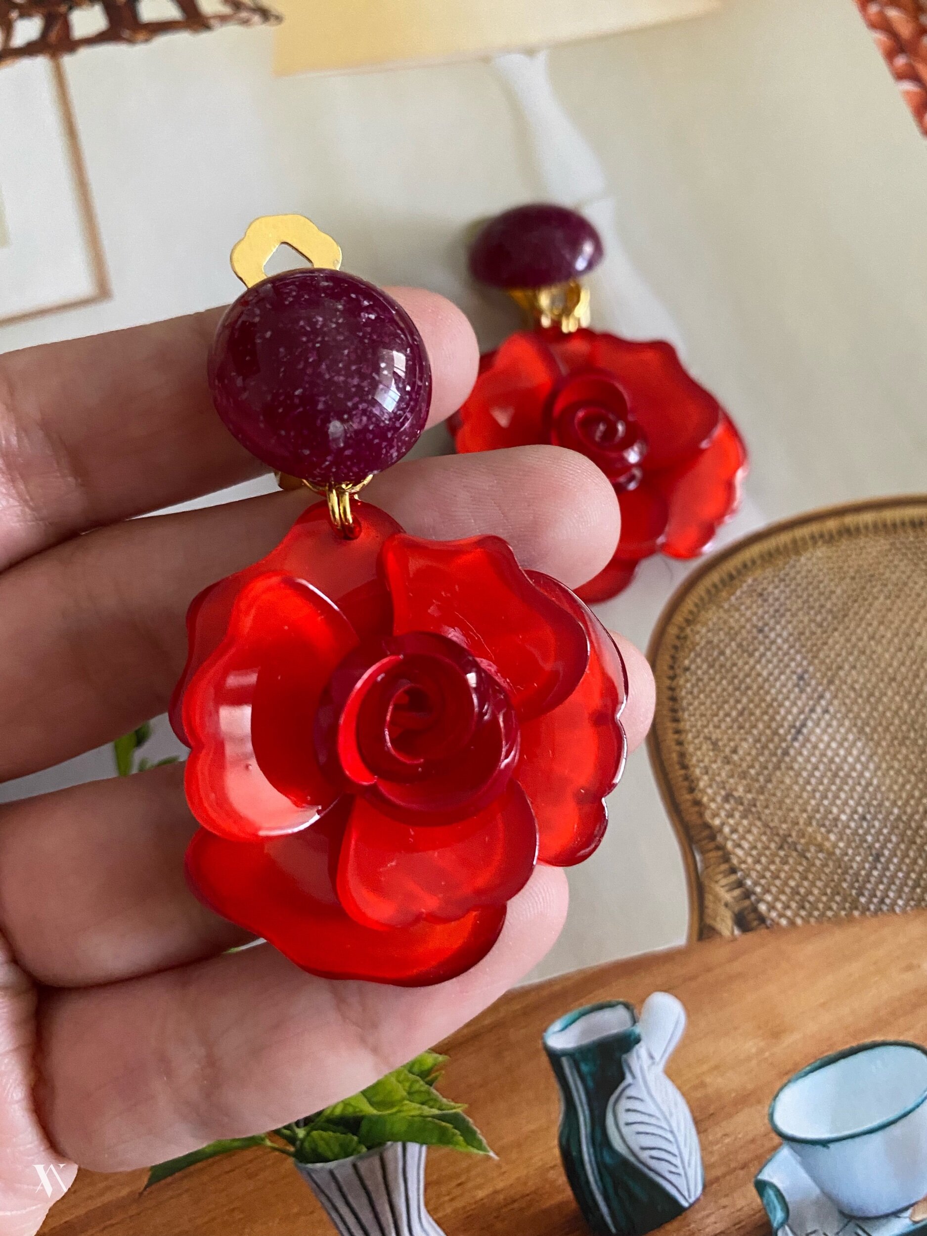 A6E686FD-08D9-4F01-9AB1-392F65638605