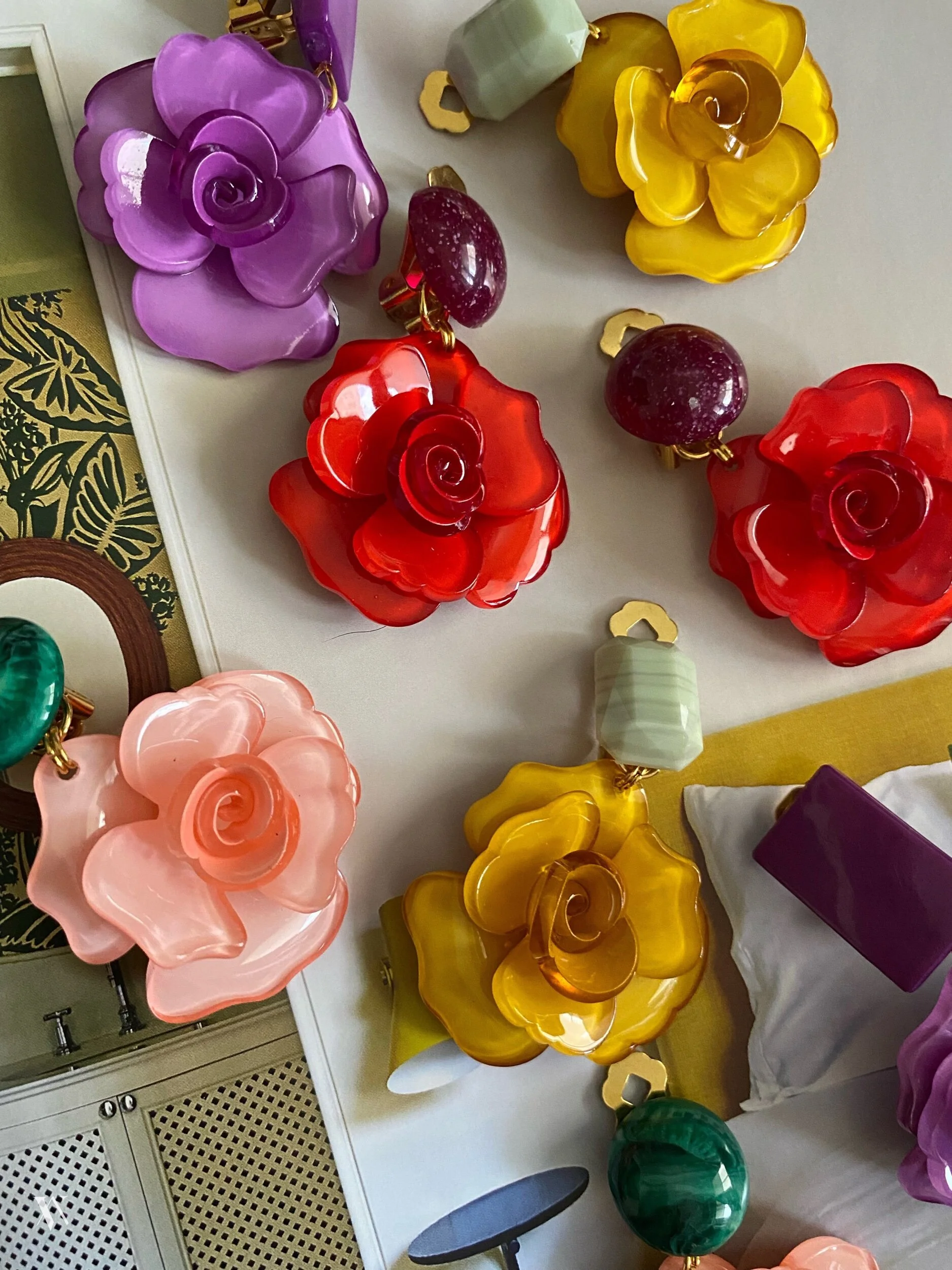 A2F298F9-A067-4110-9E82-D88F2BF5A76B