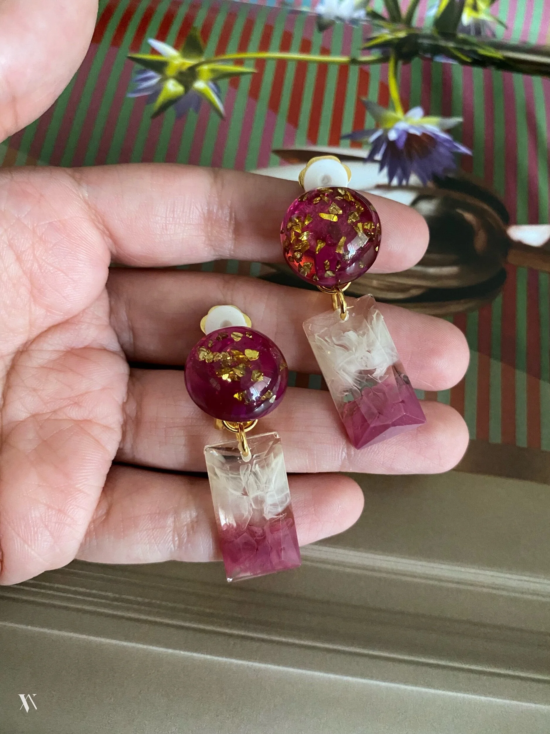 21B74B8E-64C8-4090-9D03-A54E6620DDCB