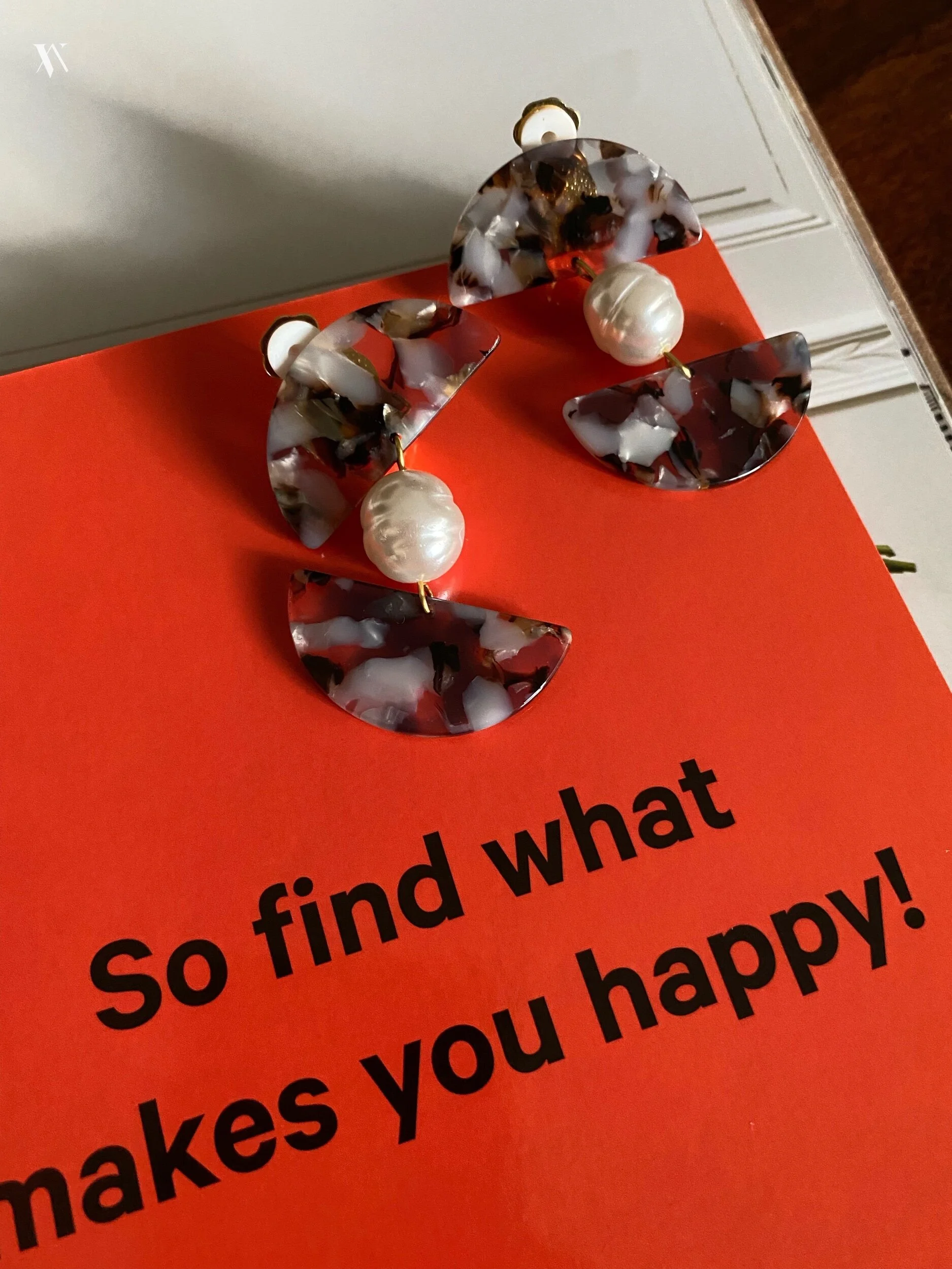 21322E07-1ACE-4594-831B-BE656BD8F9AC