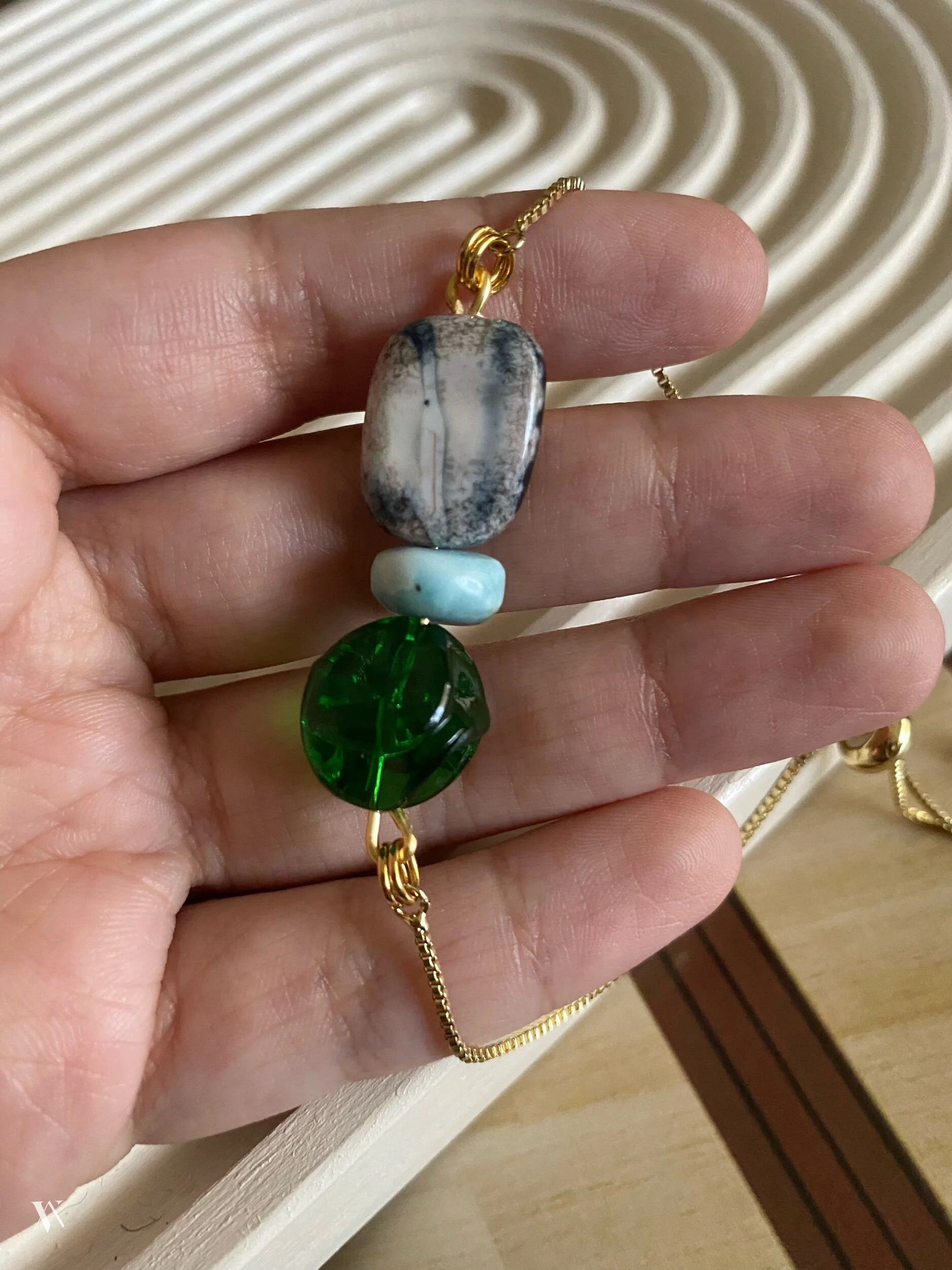 B86F0753-2483-4FB2-82F1-77B97065F98F