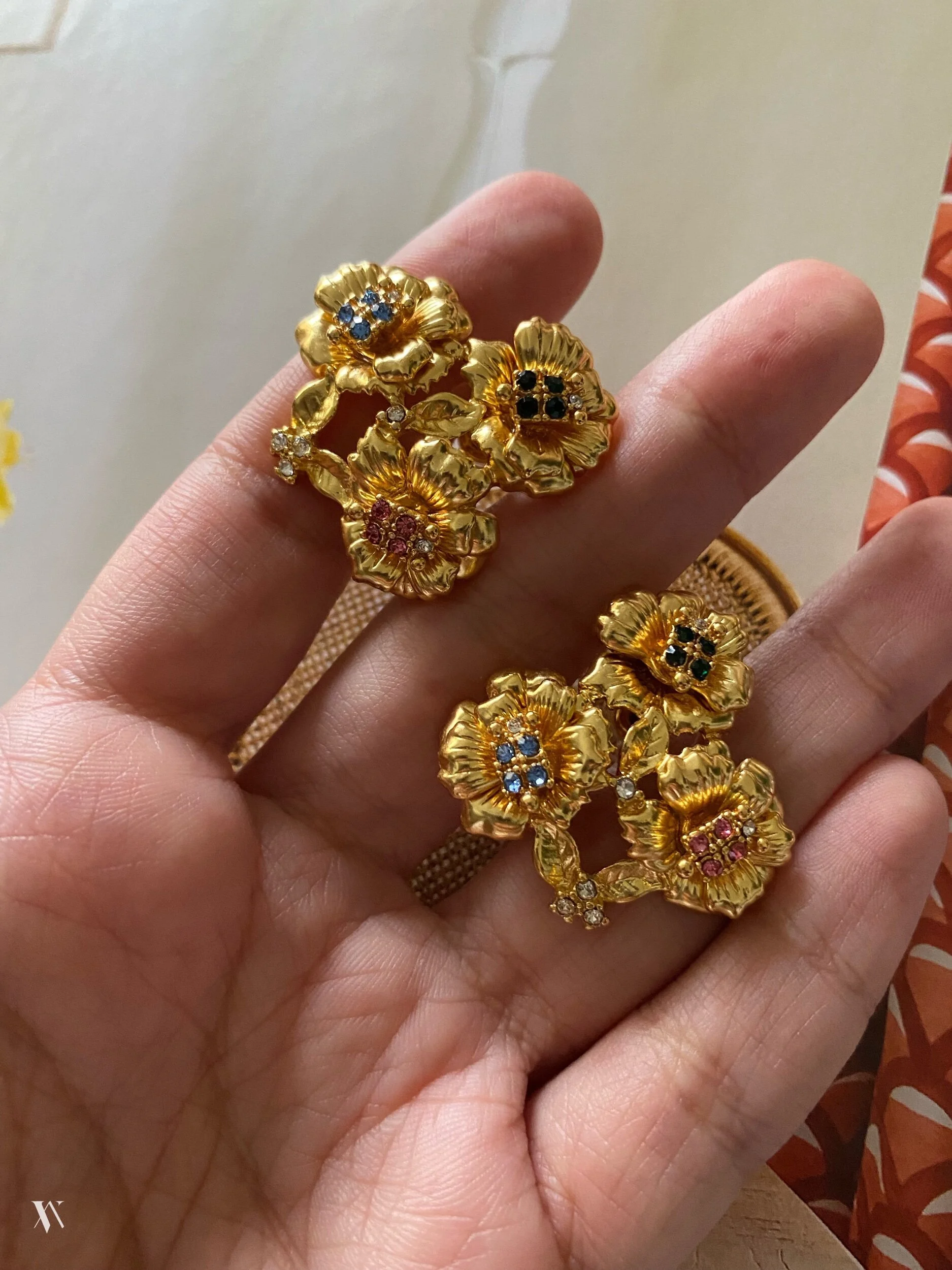 D9C786EF-9D59-4485-A7B5-C1625D569829