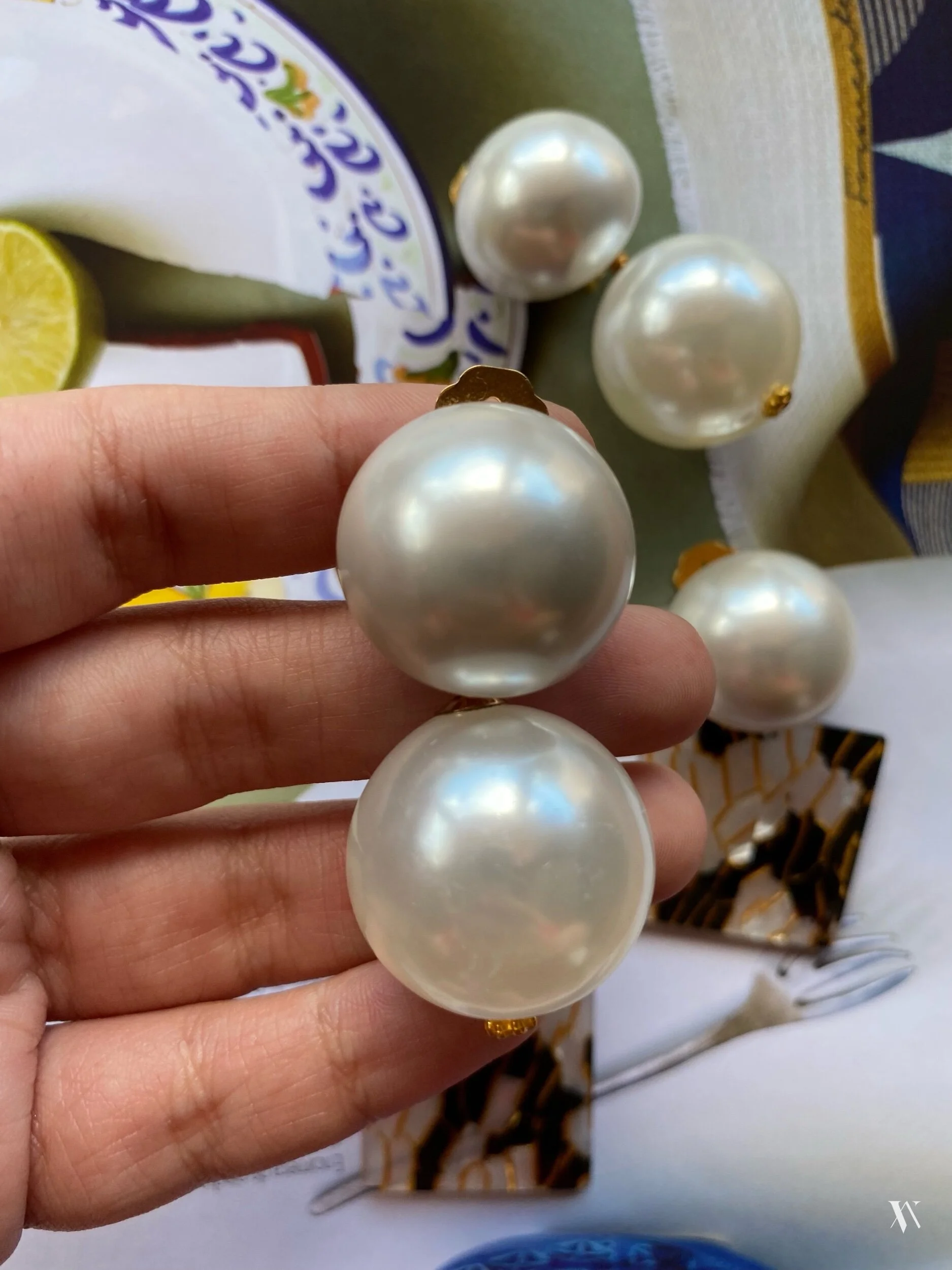 CFFFC364-3DFF-4D4F-8FF1-864F615E6C82