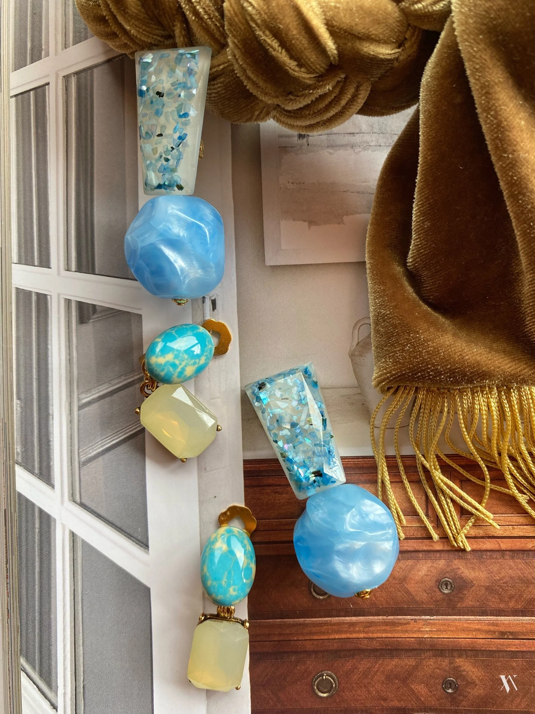 7E205293-866B-41C7-ACE1-4B993816298B