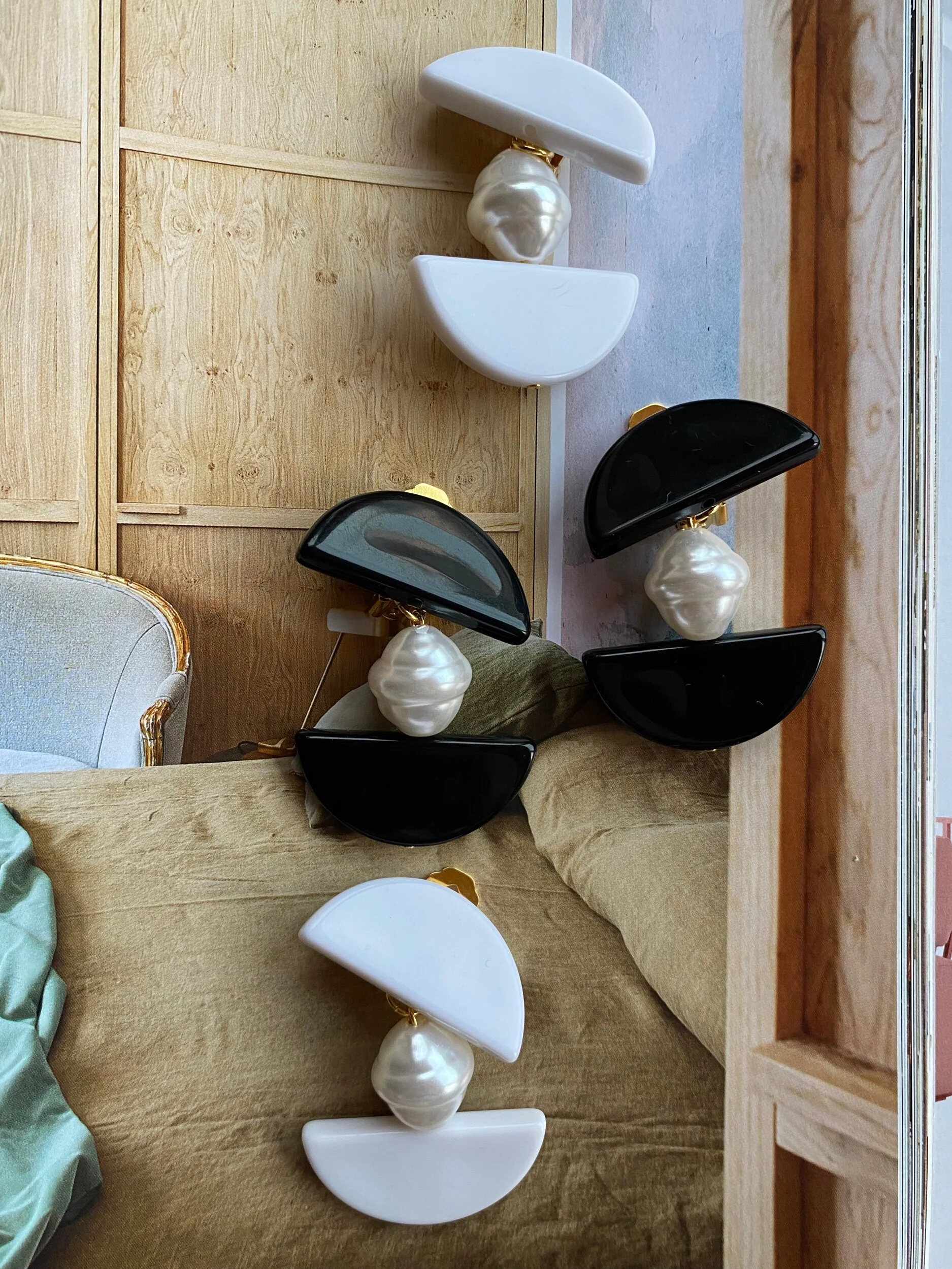 C20D7E79-F263-4138-BADD-FFDE41D81B37