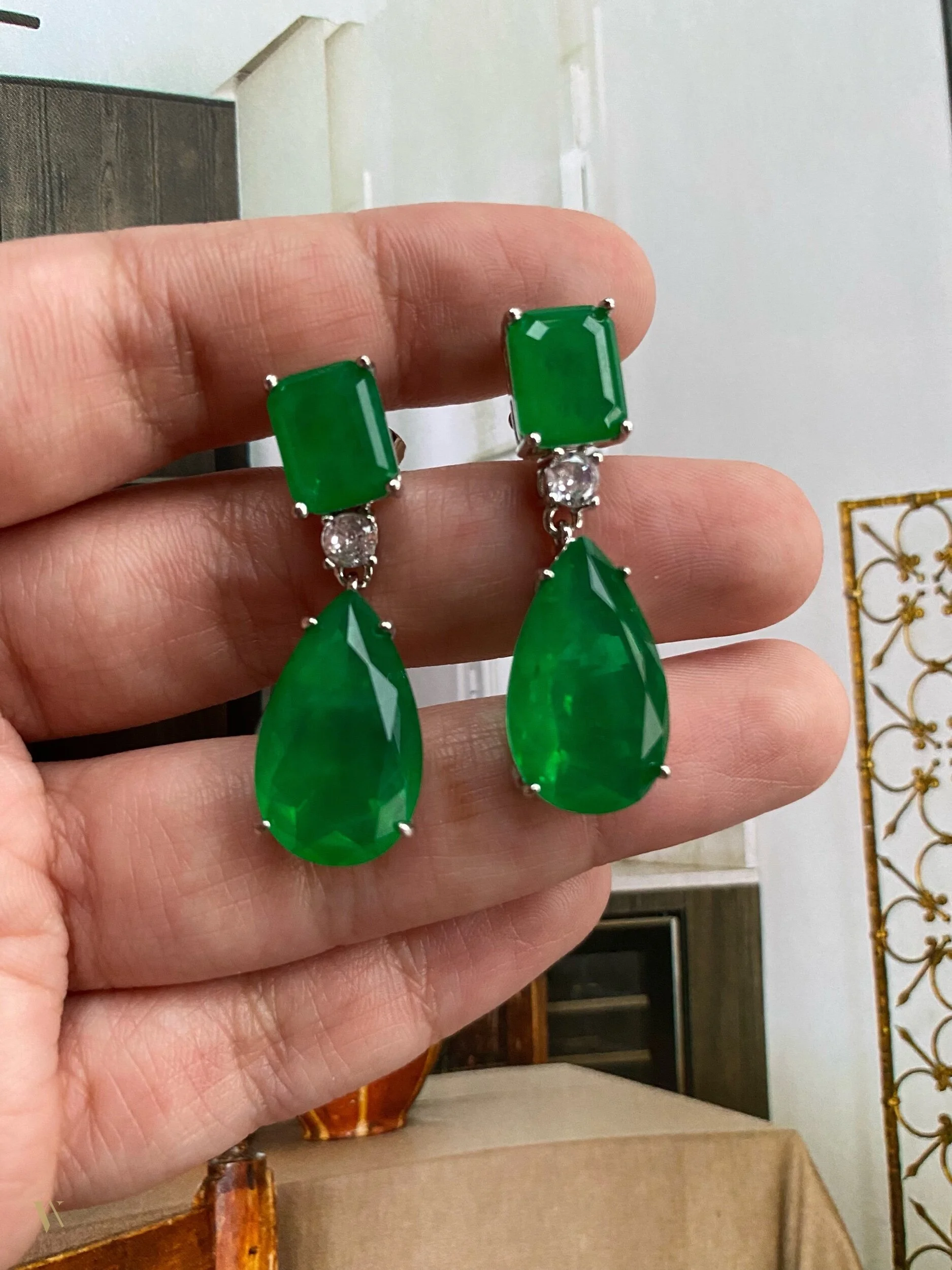 4CDA6B1D-DF32-4CB7-8193-BC4944FB9CC9