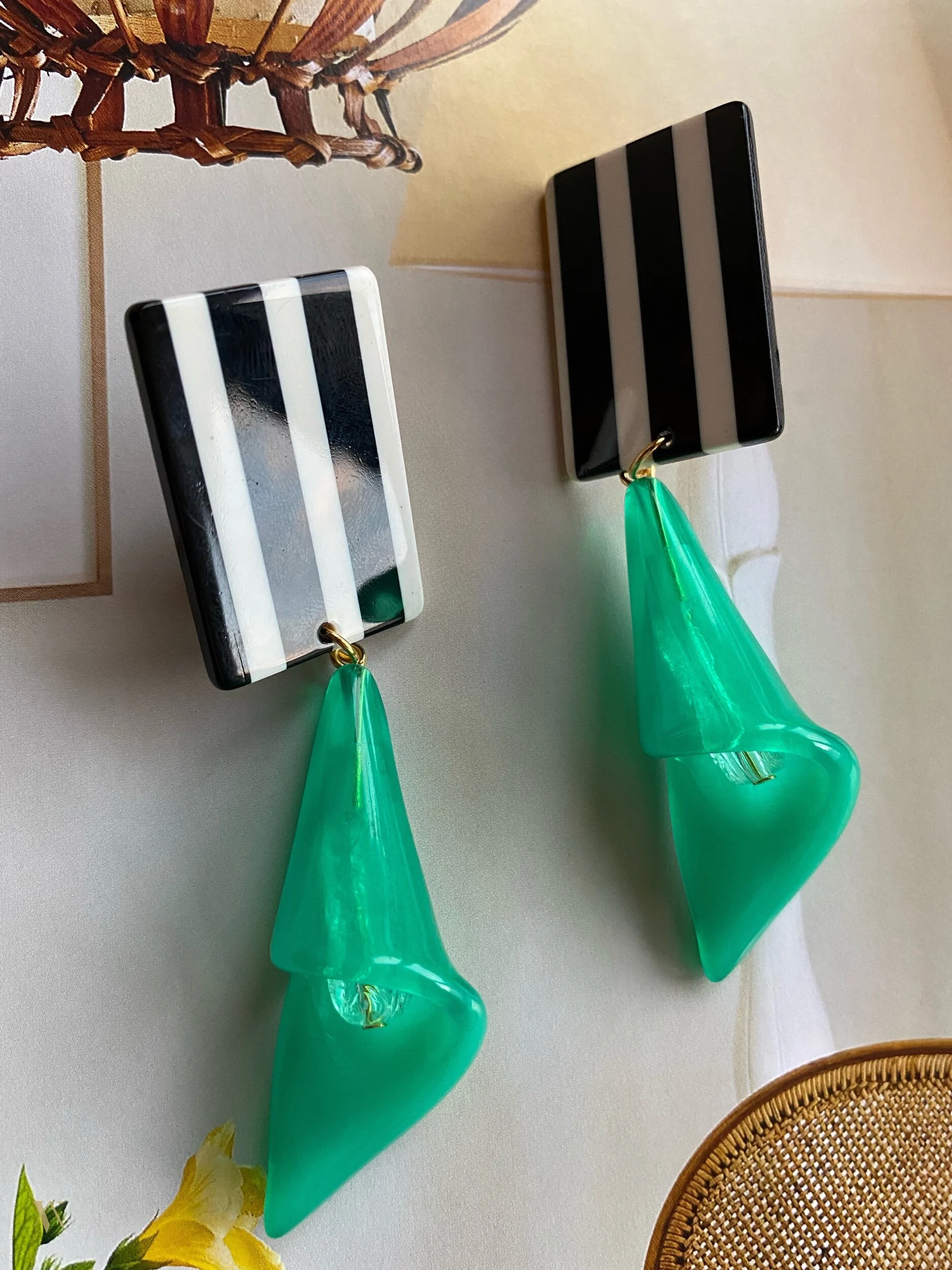 B4825A90-489C-45A1-AB54-AE0D2A3BB51A