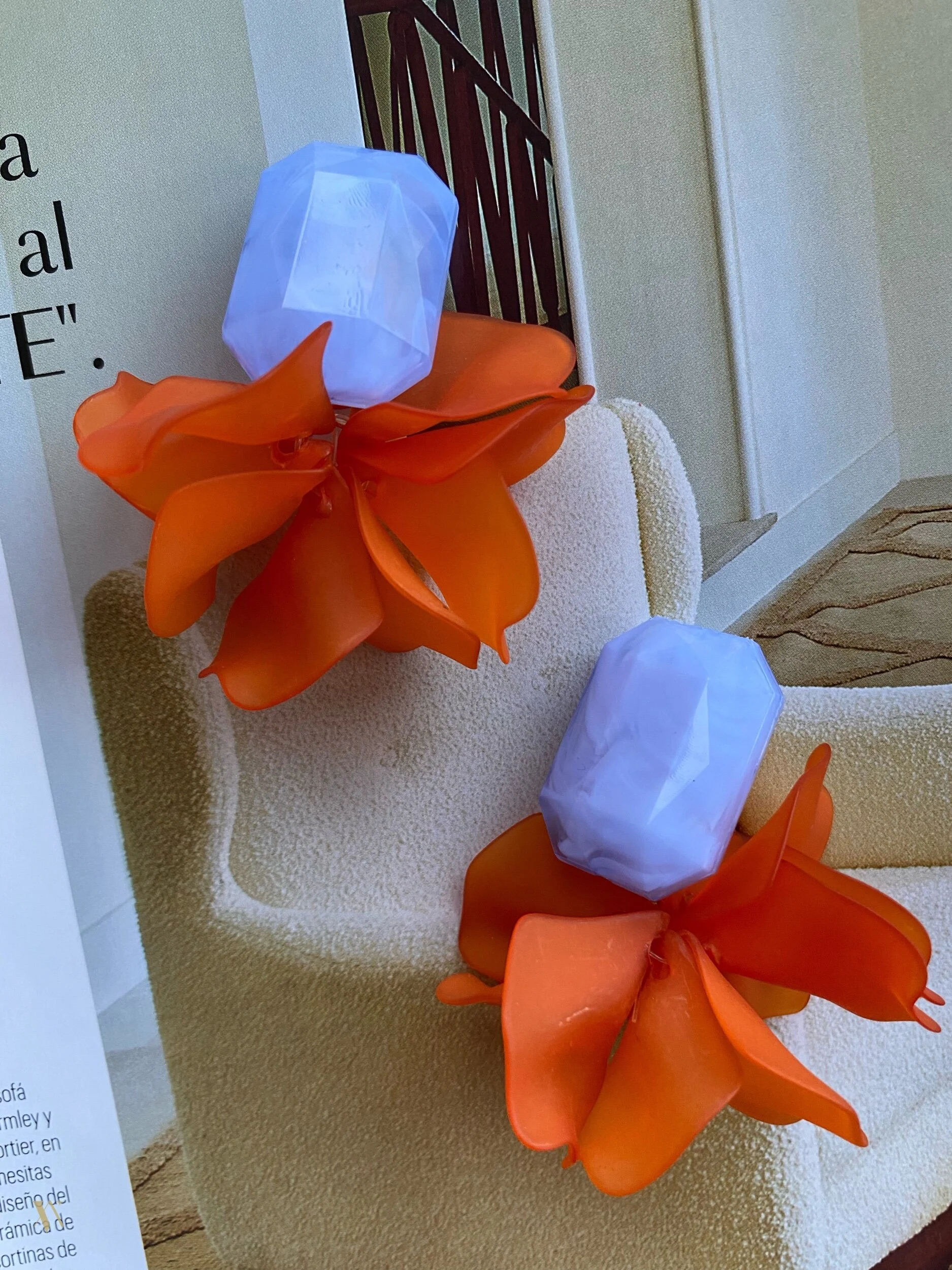 DC23F37F-A224-40C5-84AE-A729D175CD7C