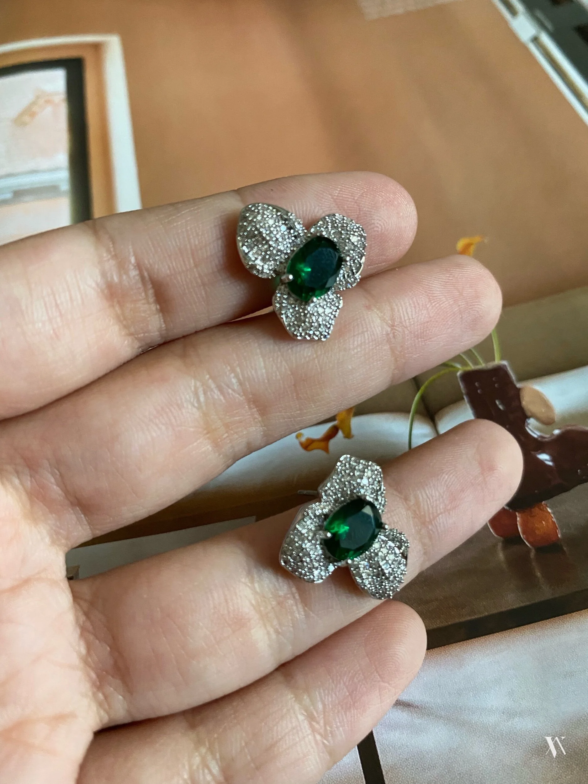 1A764E3C-9721-4D54-9A78-8129CDF48439