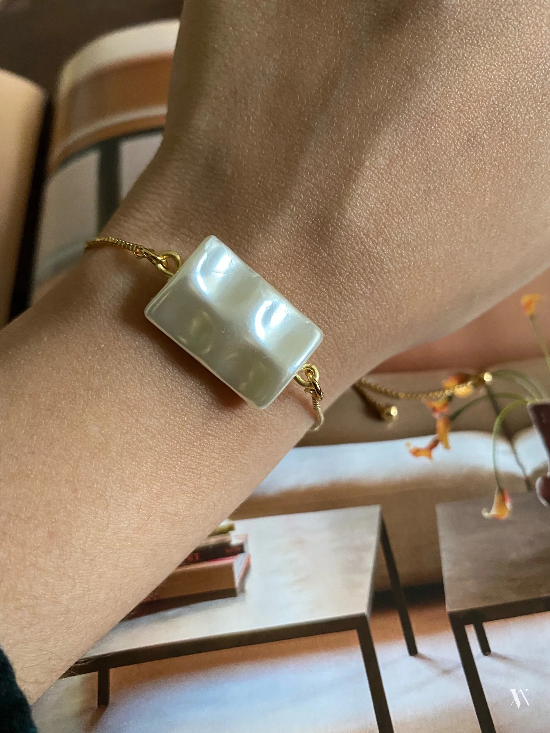 22D48A6A-82E6-4287-A4F9-F024FFA0C6DF