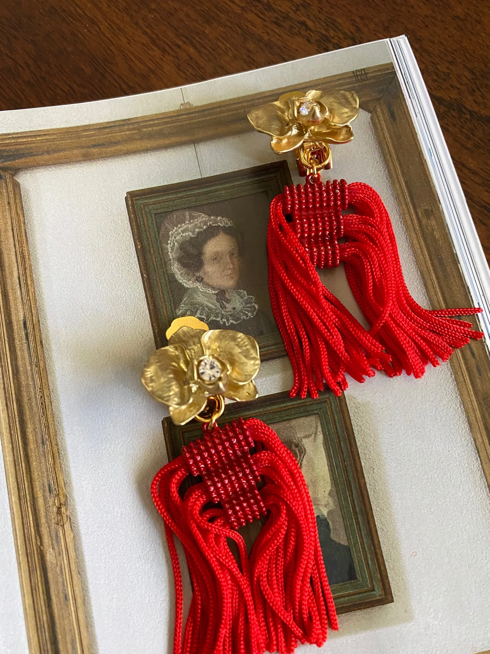 0E2DE3C8-4C42-44FF-A847-300D735D4DF8