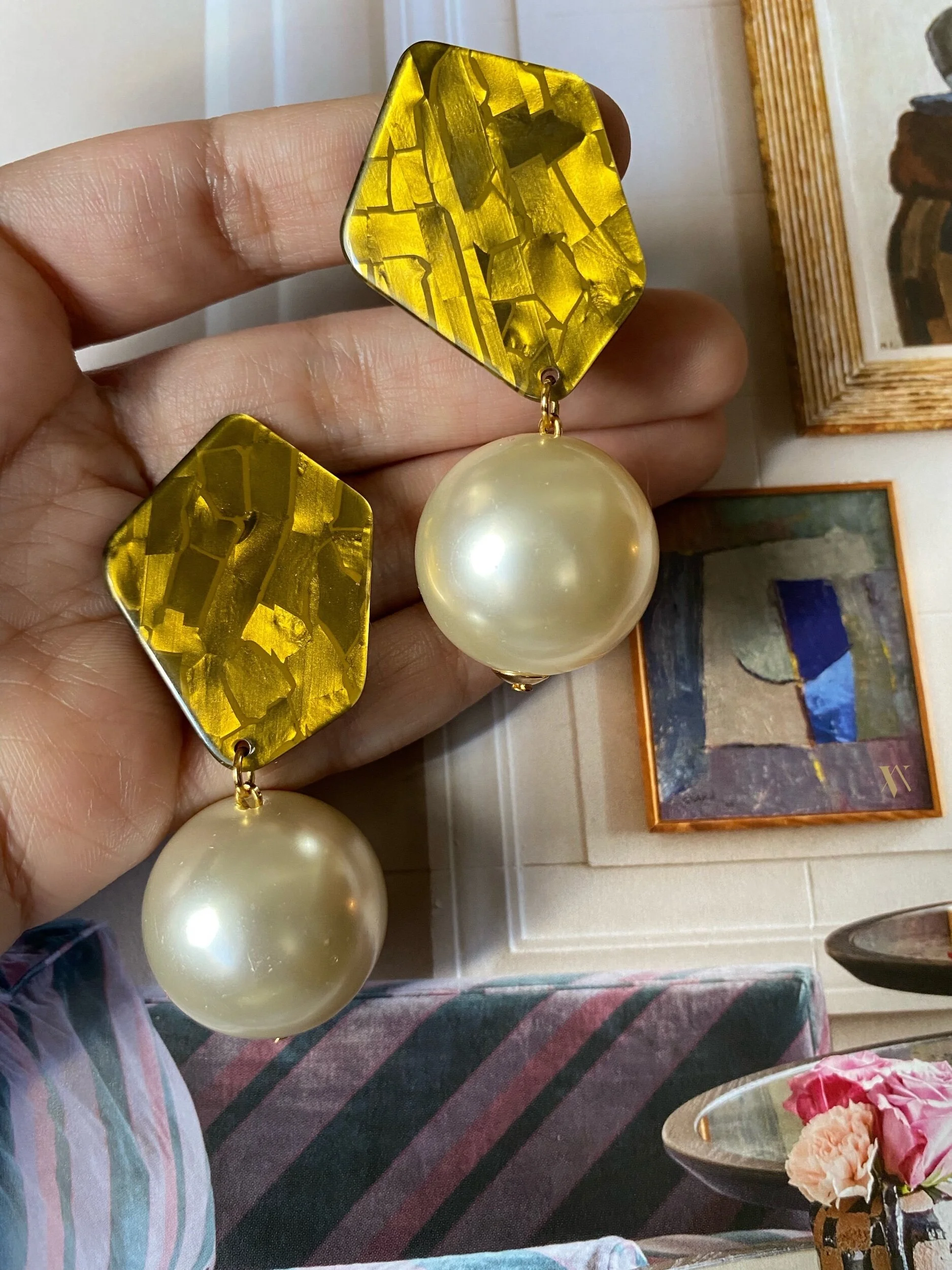 A11459E0-6327-41F7-A774-4B3AF2FC1A8A