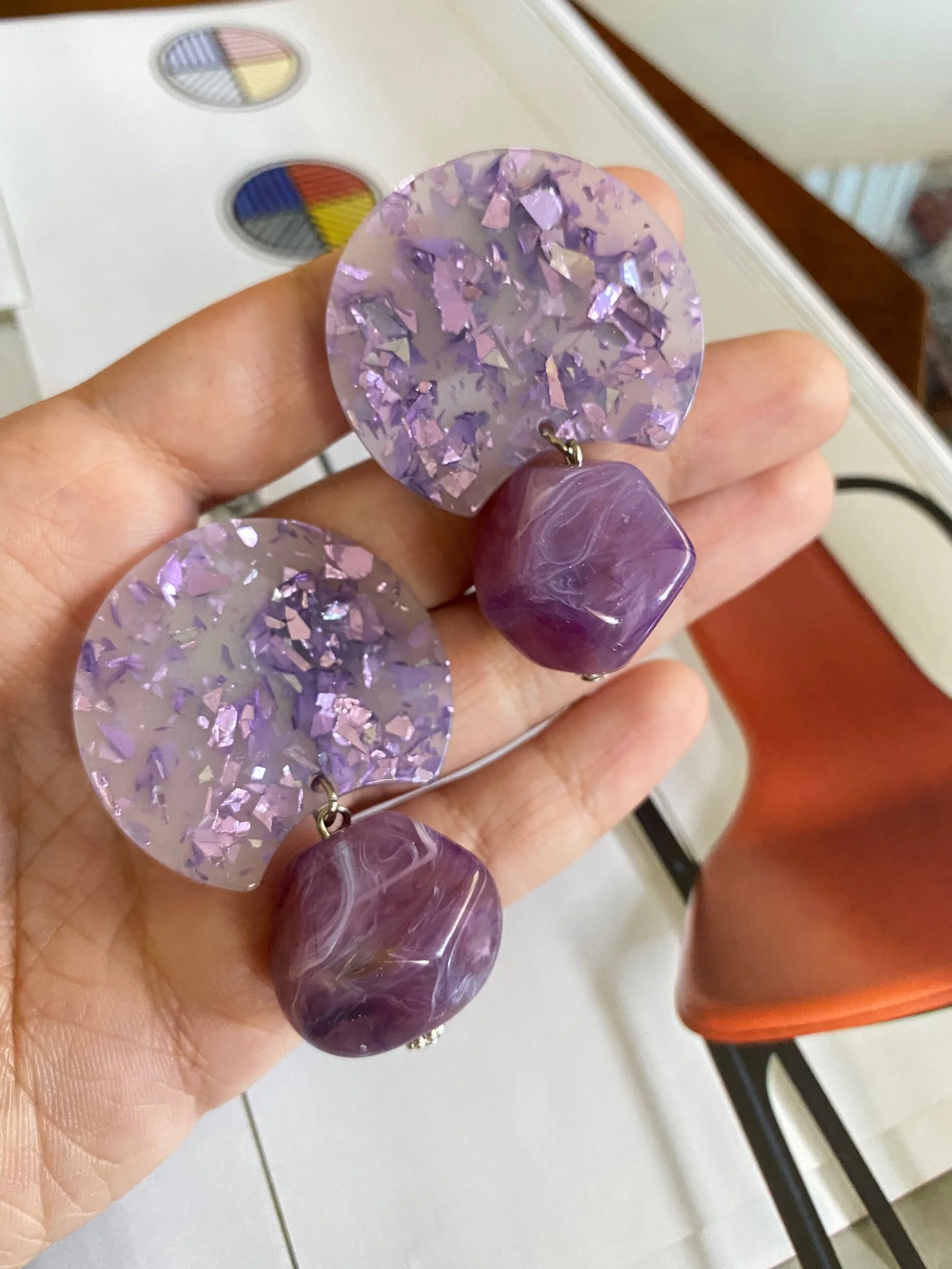 E7EC09D9-A903-4B22-AB6B-1DD82550AB36