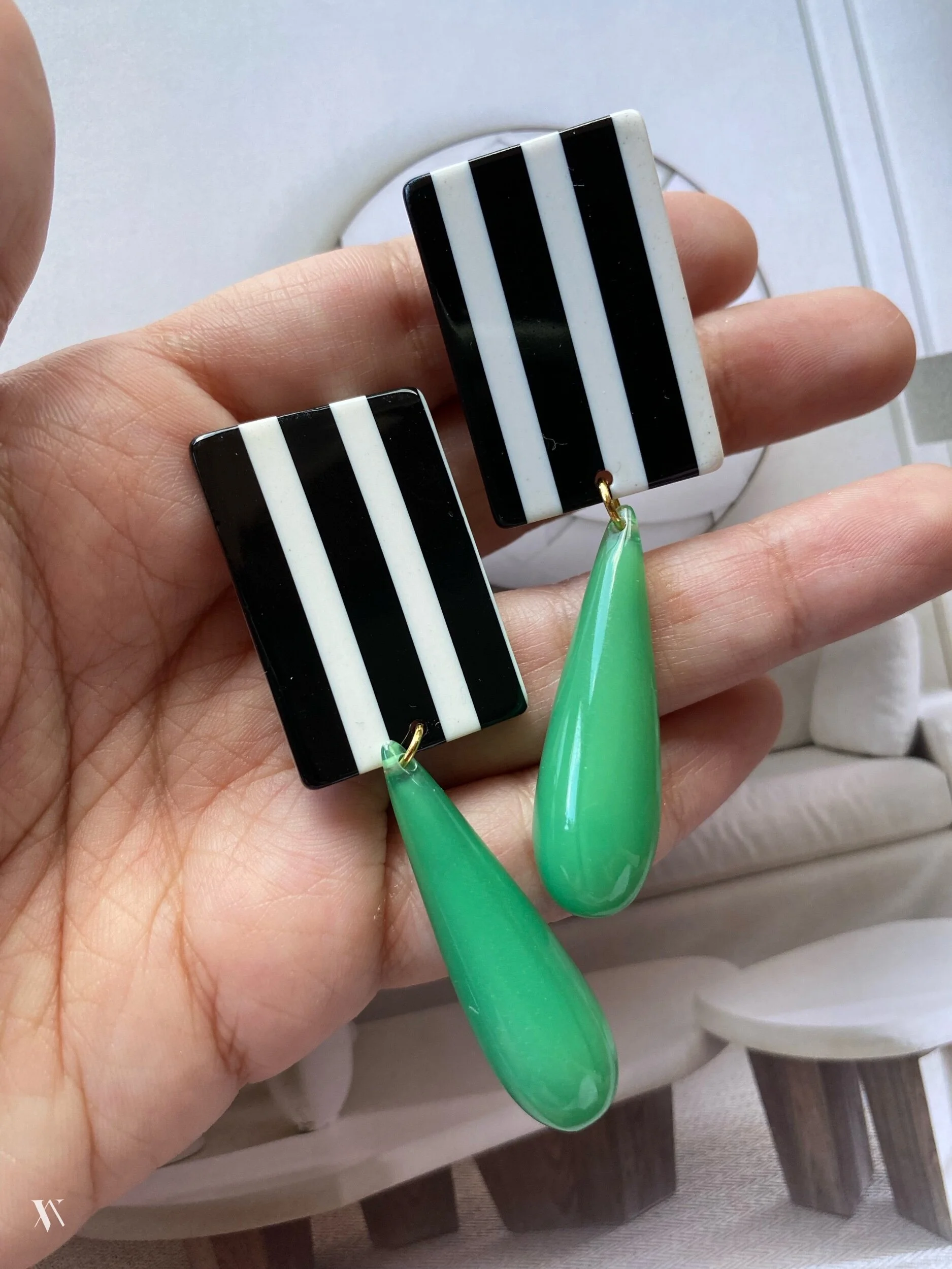 8B2A082A-E3AC-4169-B9A4-20DA40B75993