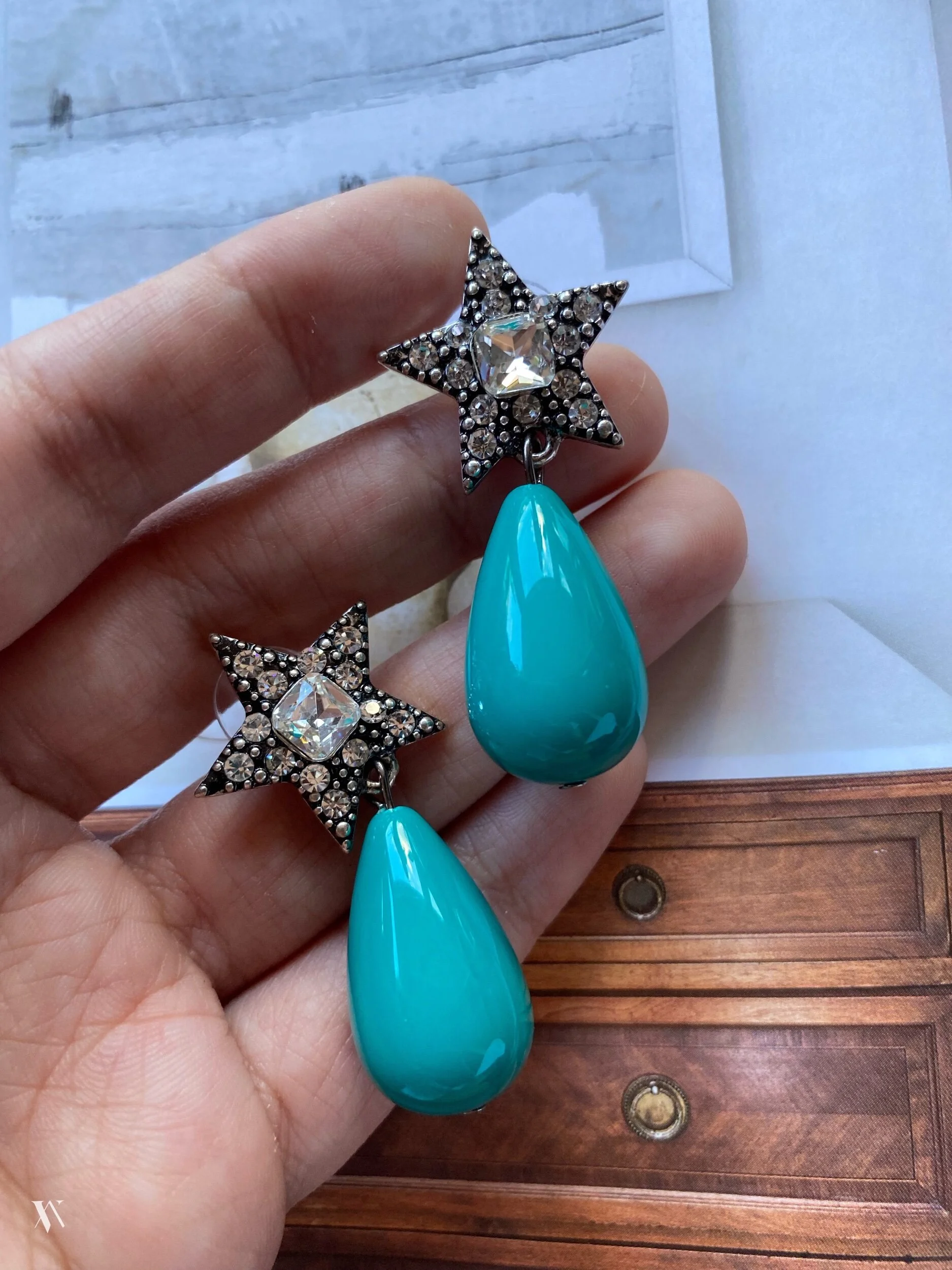 D7328D66-F50B-4814-9256-8F365E4B57D4