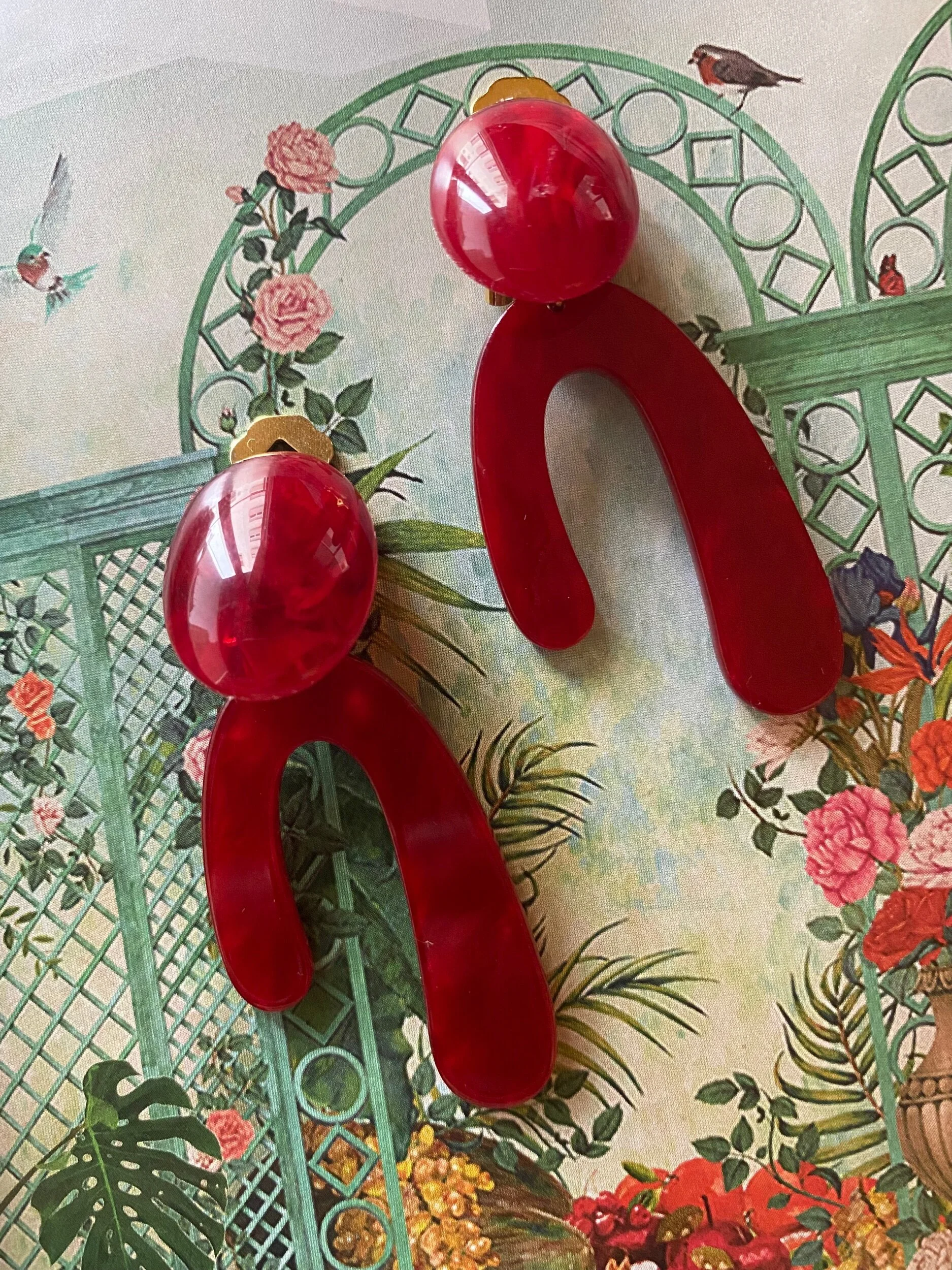 3CC35C35-42A0-424E-B41F-636EDC190622