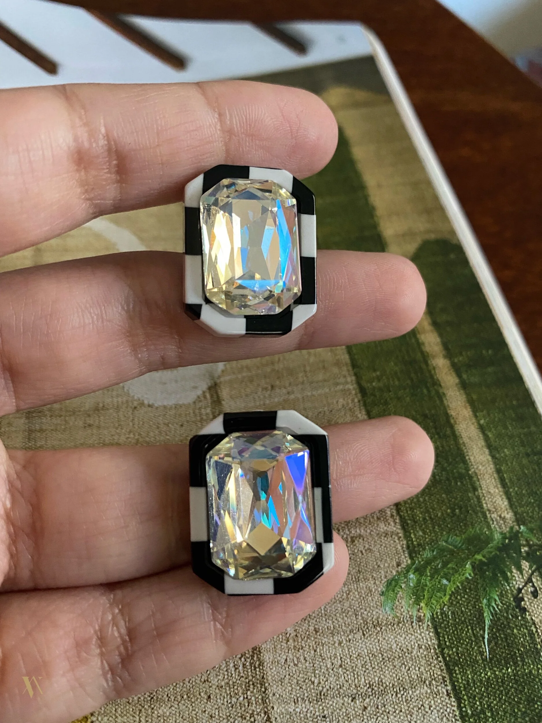 6671E634-A006-4C11-A2A0-4DB7A436F903