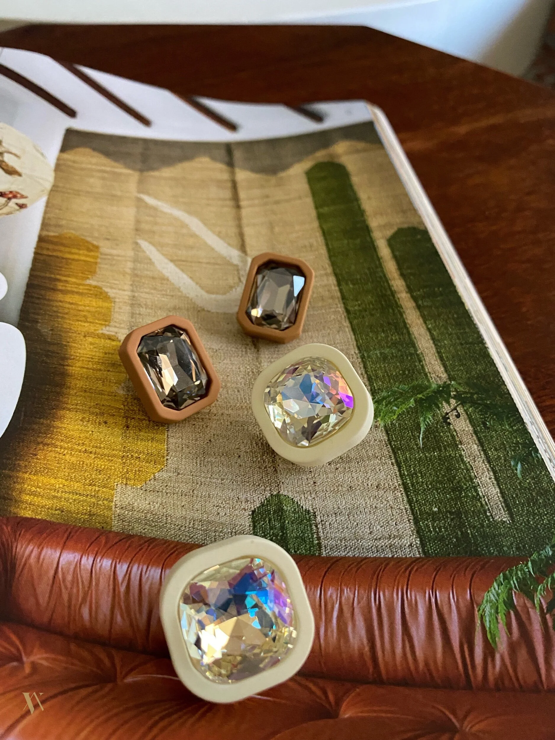 44CF8FDB-1E08-4C09-8395-DAEEA29BD49E