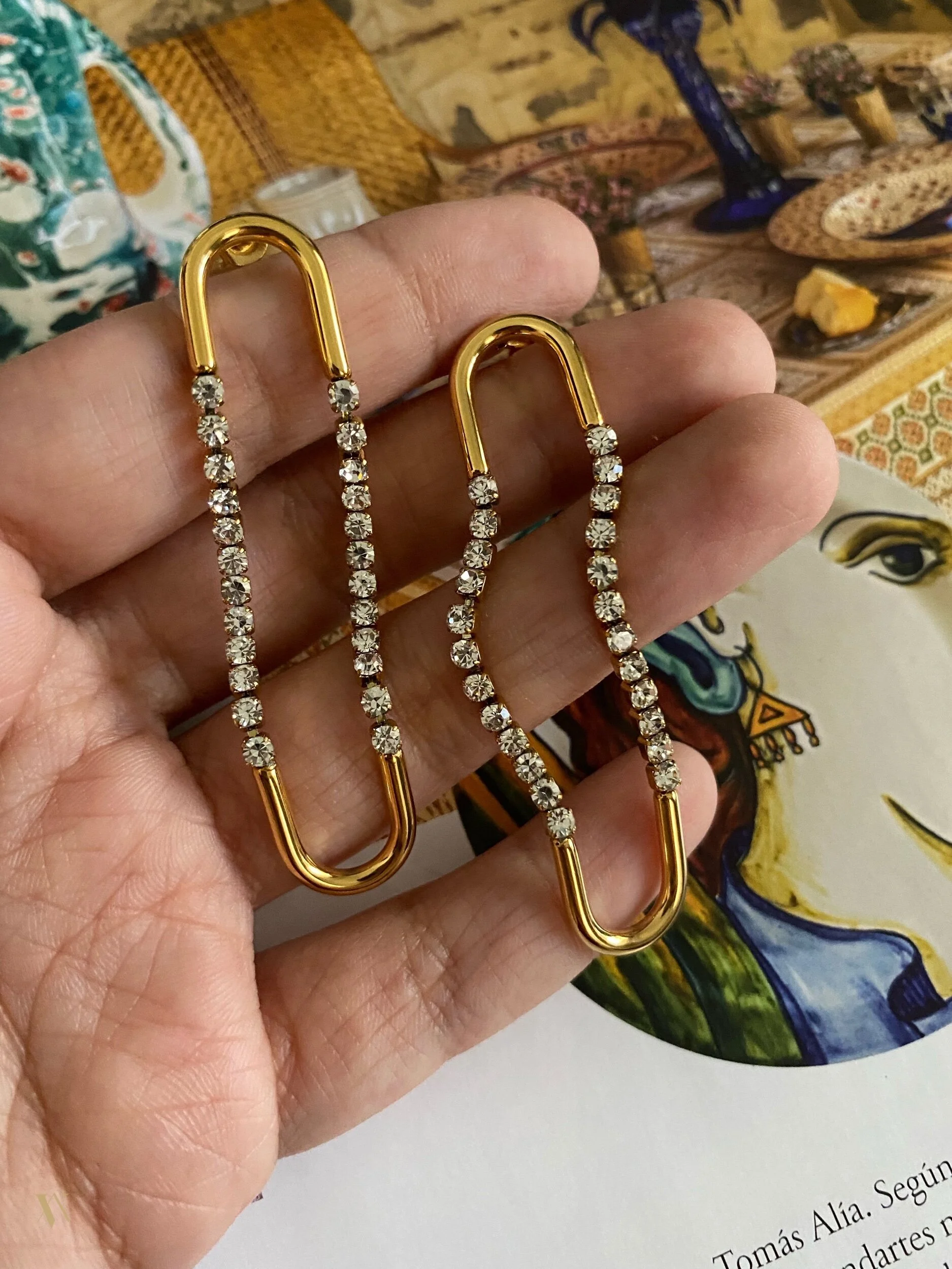 B429F259-9818-4BEB-BDA7-AFA1078B5E59