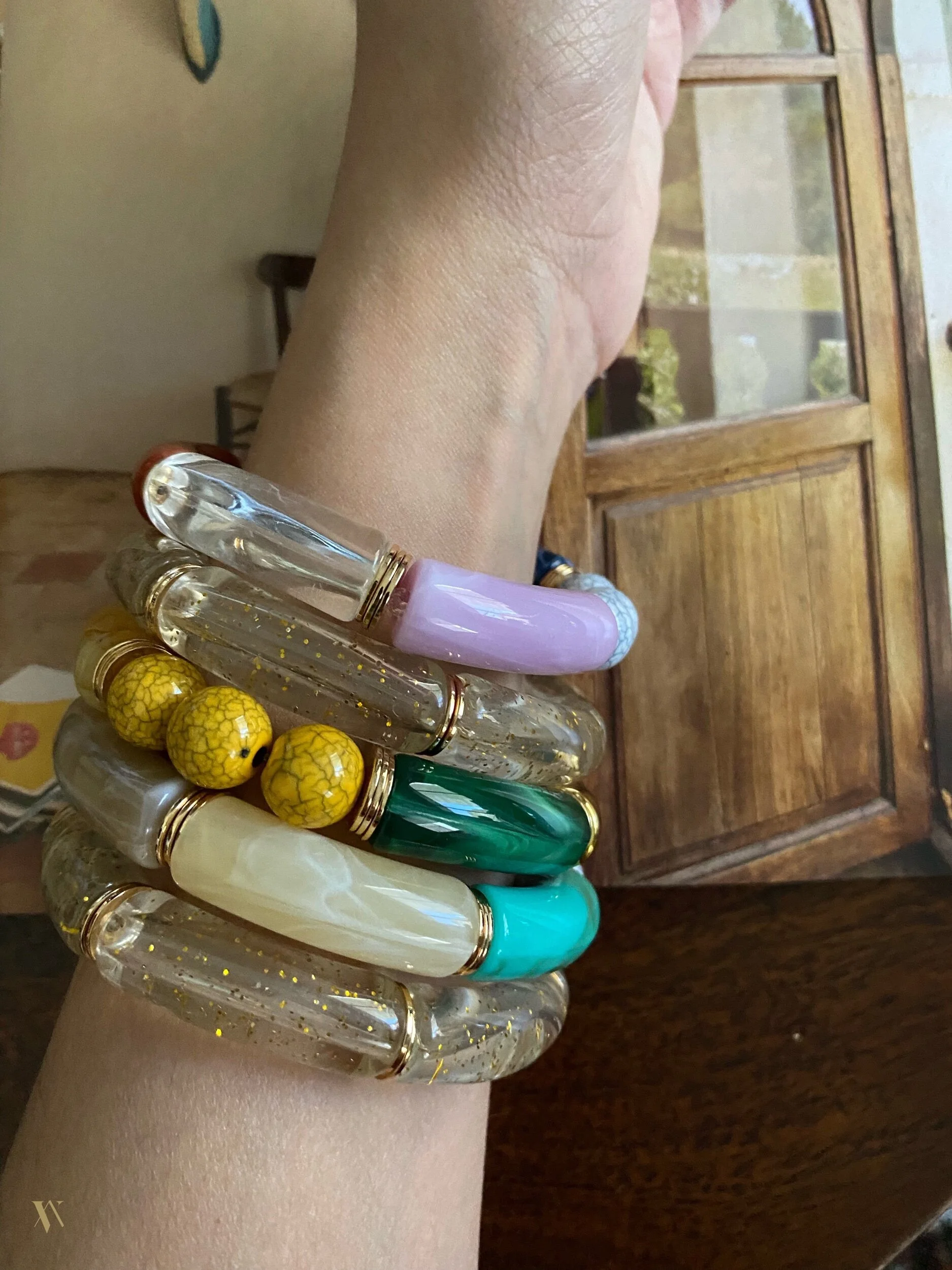 8D8A0C24-F542-435D-9847-F7DAB2F2F300