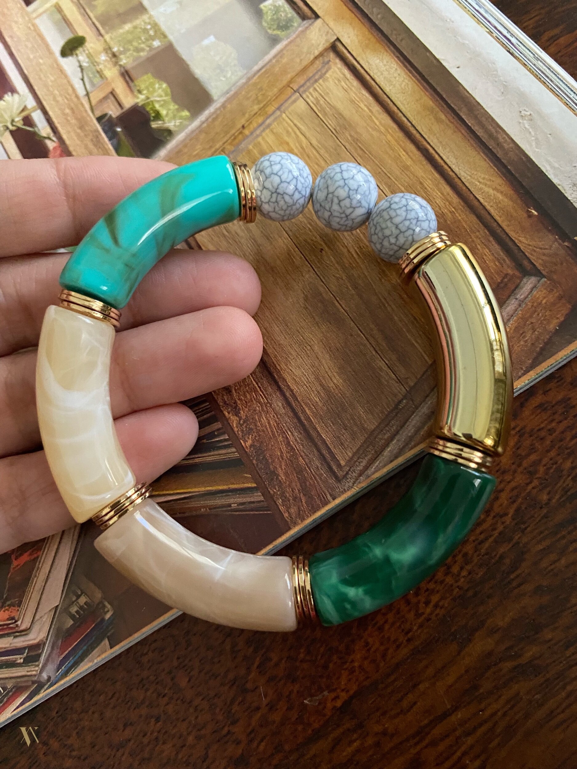 655BF5E8-9F0F-4CC9-B2A1-D6904CA86E73