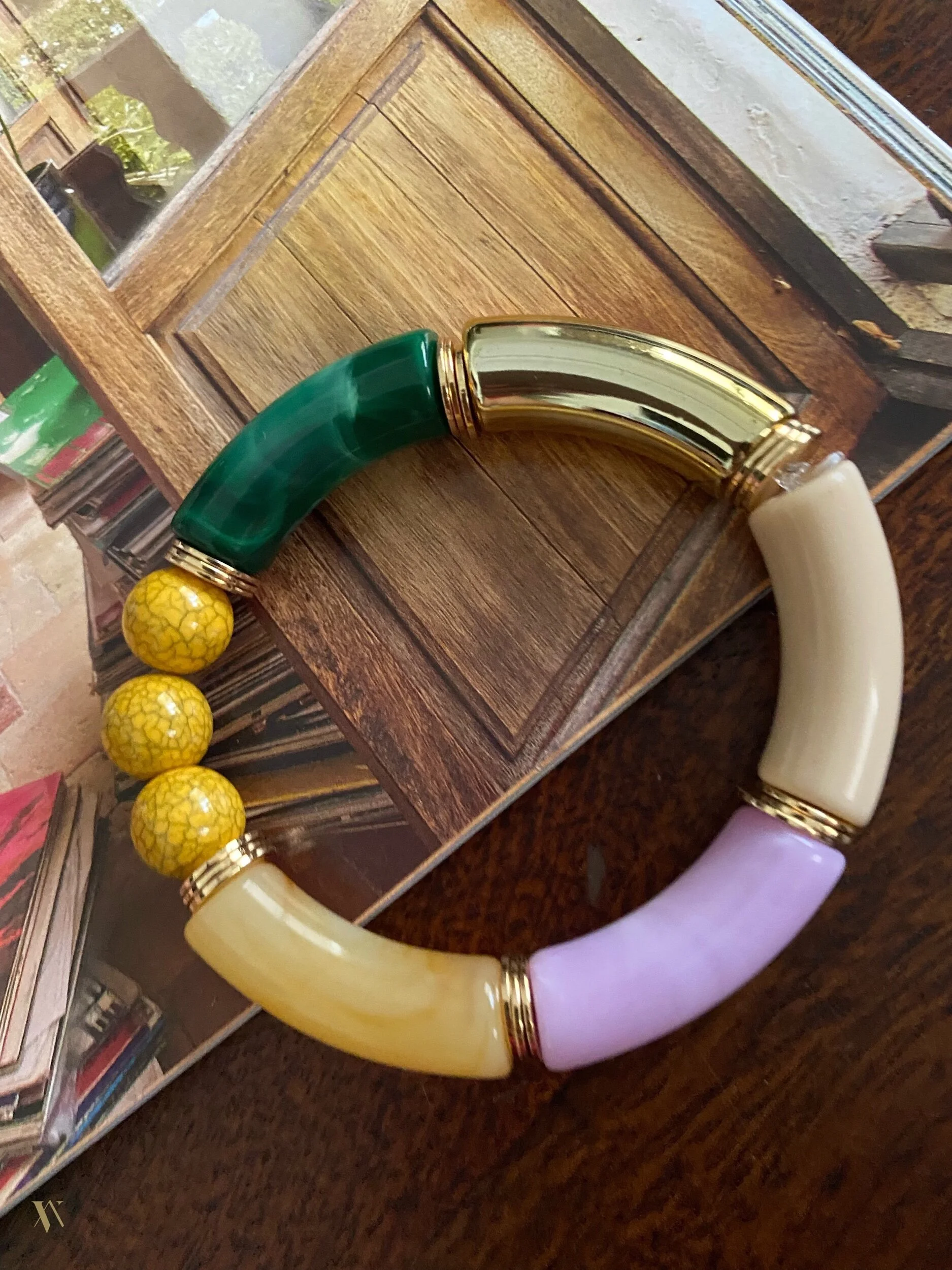 F8ADE4F5-4416-4300-B52E-0BD2E8E7DAD0