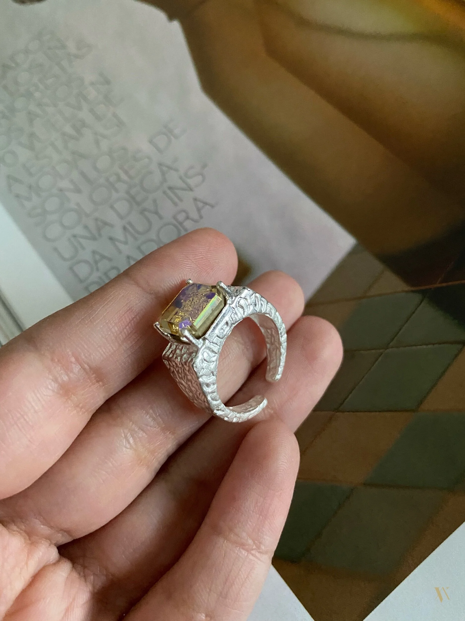 4AD5F815-D646-4A09-9422-DBBFEC3E6B31