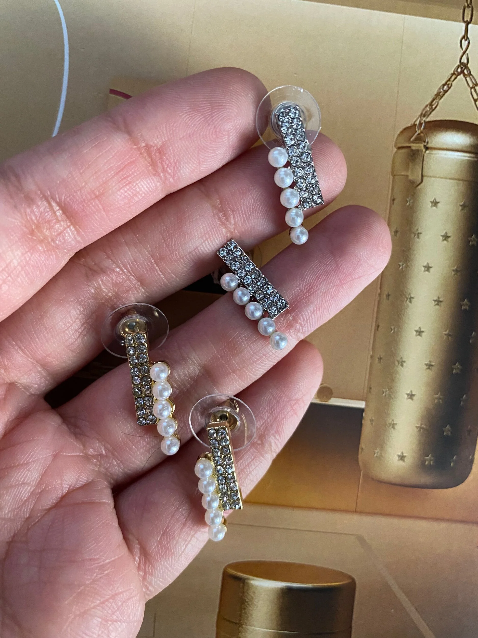 A0B38E02-5AB8-4C8D-8267-170CEB0262E3