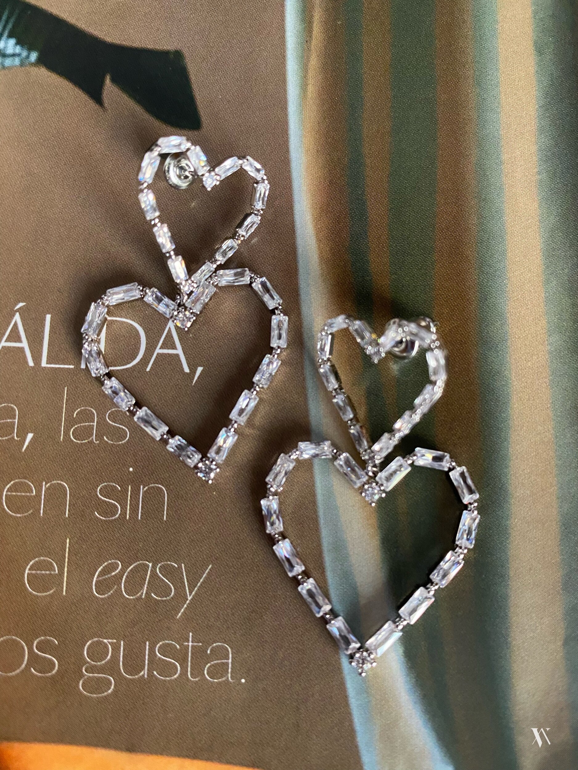 2C923735-3F84-450F-9C38-B9334C451BD1