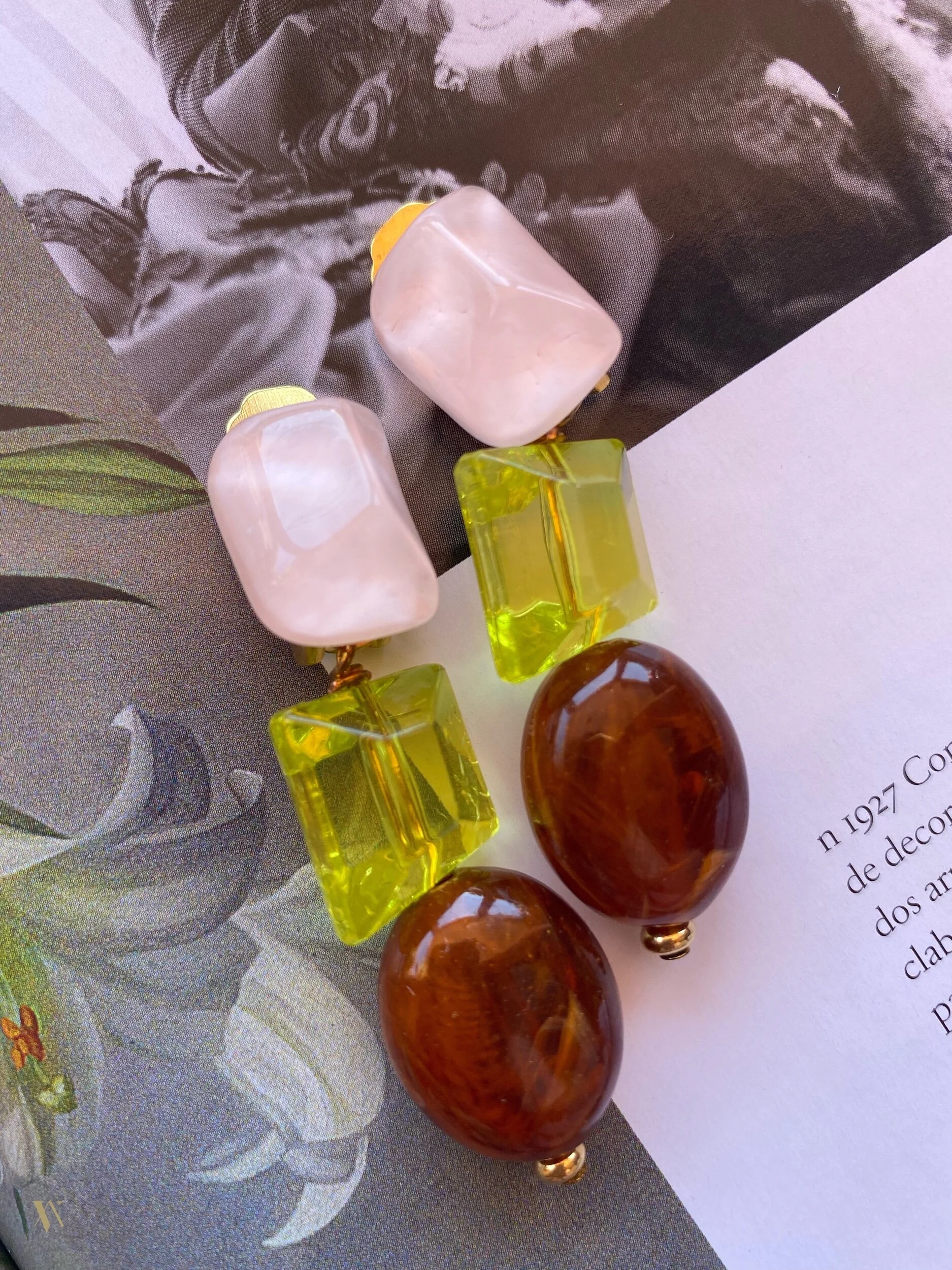 FAAAAEEF-CF69-47FD-9178-CEA9AFB85114