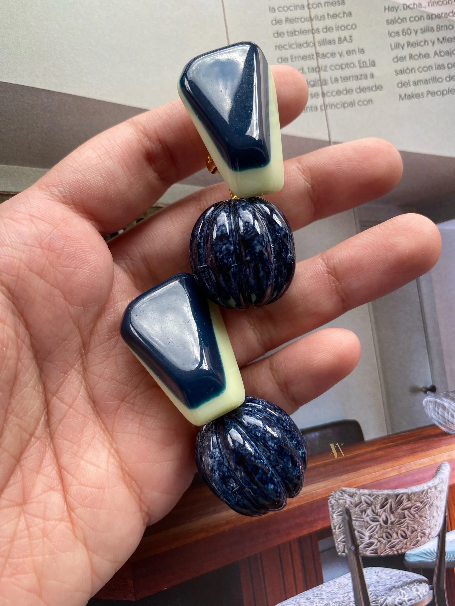 B00BBCDB-8258-48F2-B4FD-5AF9F5F85941