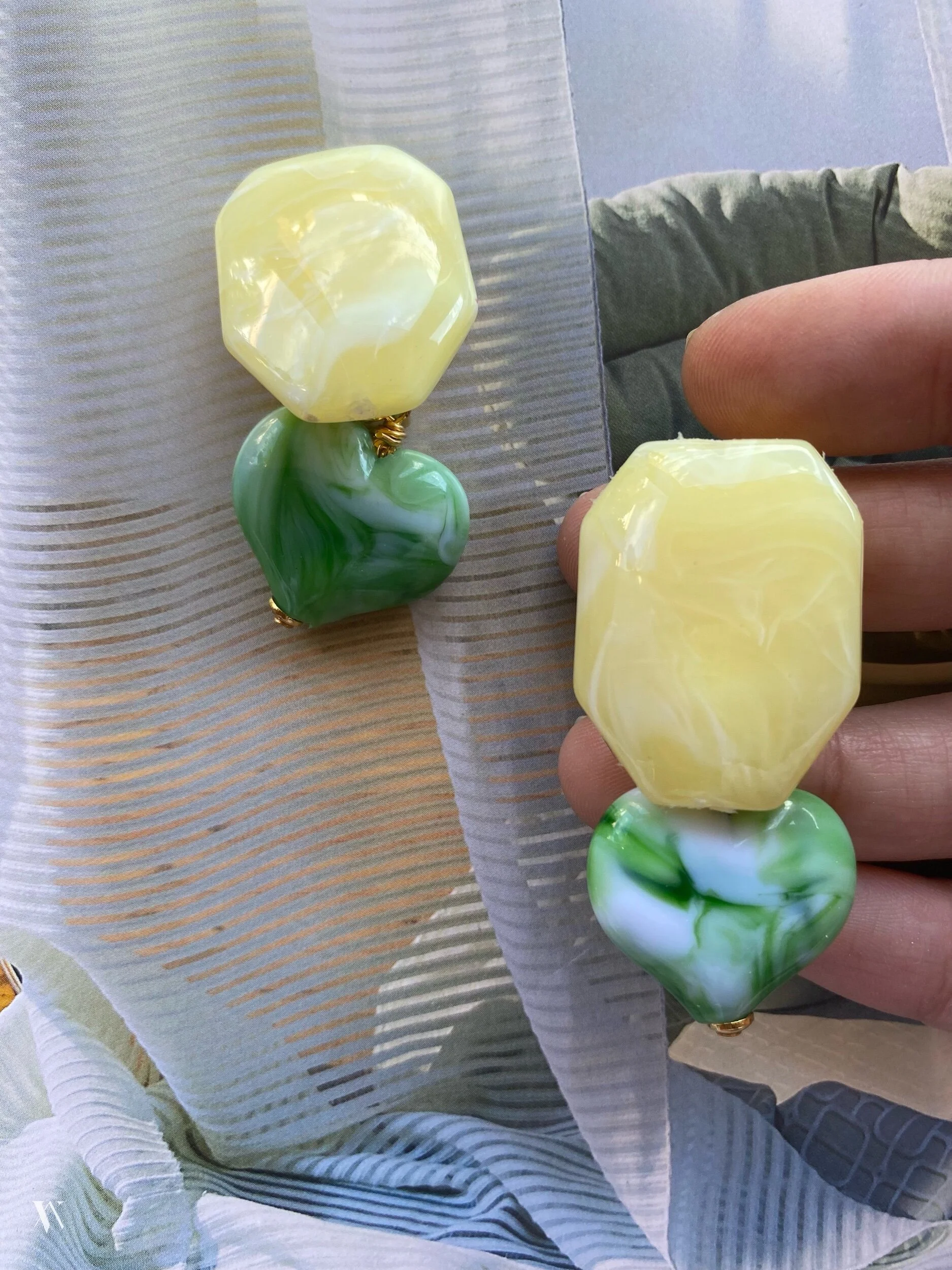 0DFC8B4A-1086-4BE0-84D9-5E1E06F63DED