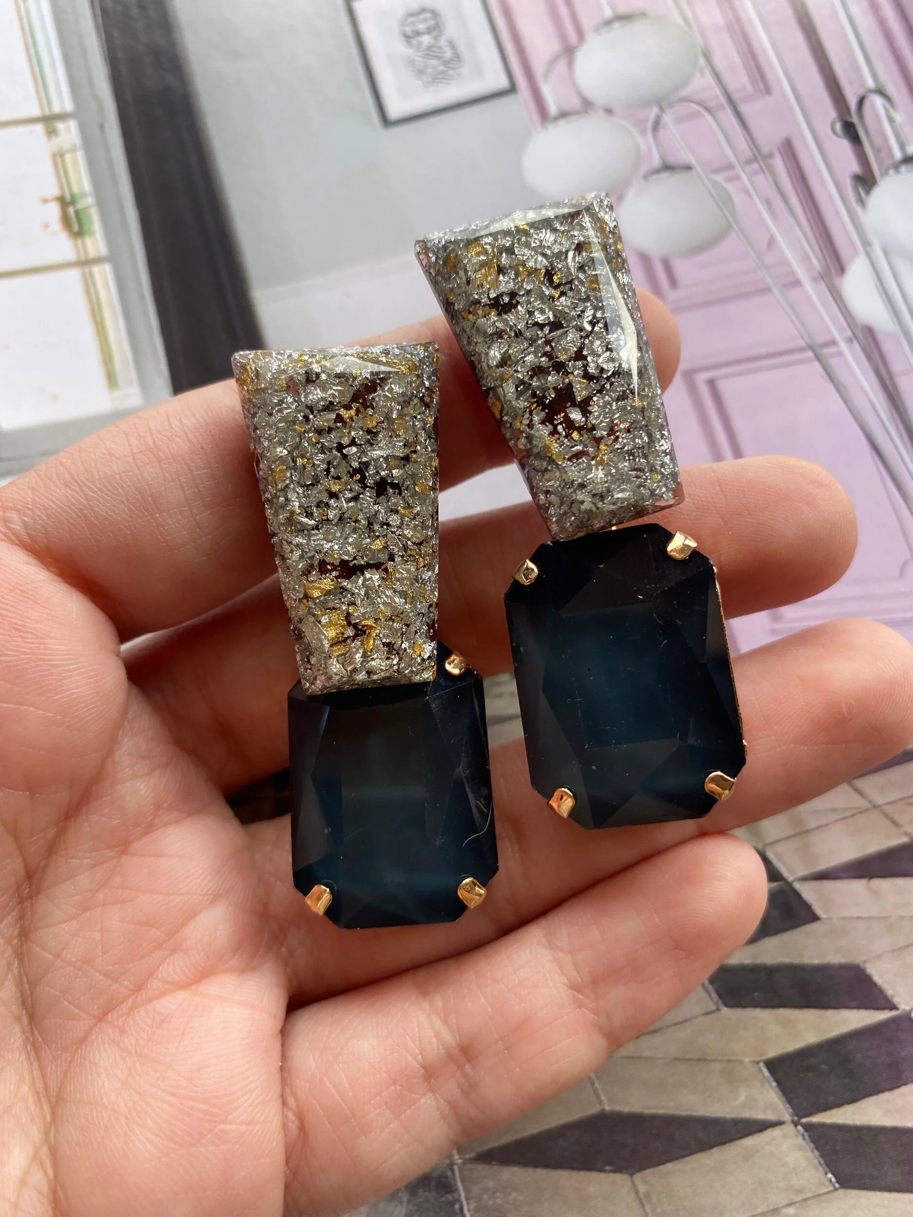 597B5EA7-6EA0-4736-8504-0B77013F3513