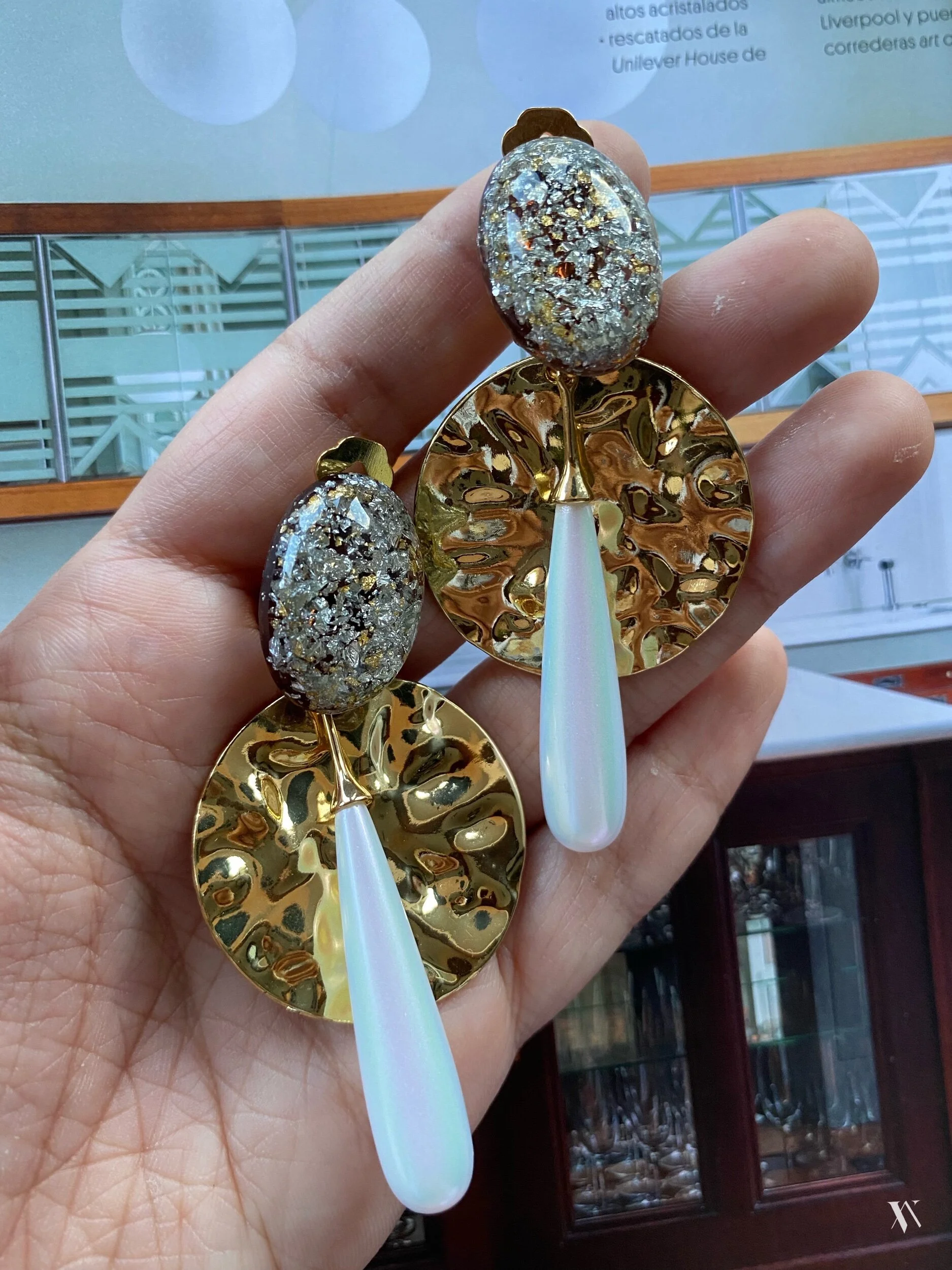 D0F841F2-F60C-49AF-A7C2-52AC858BF46A