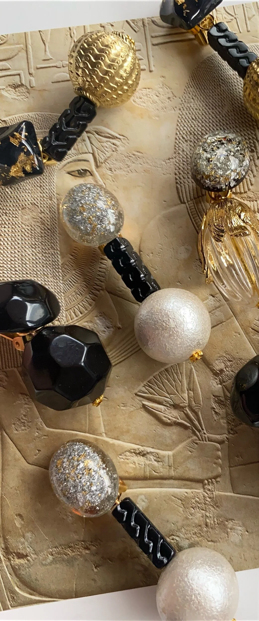 DF2B31C5-88DB-4669-9658-918ADE141F7D