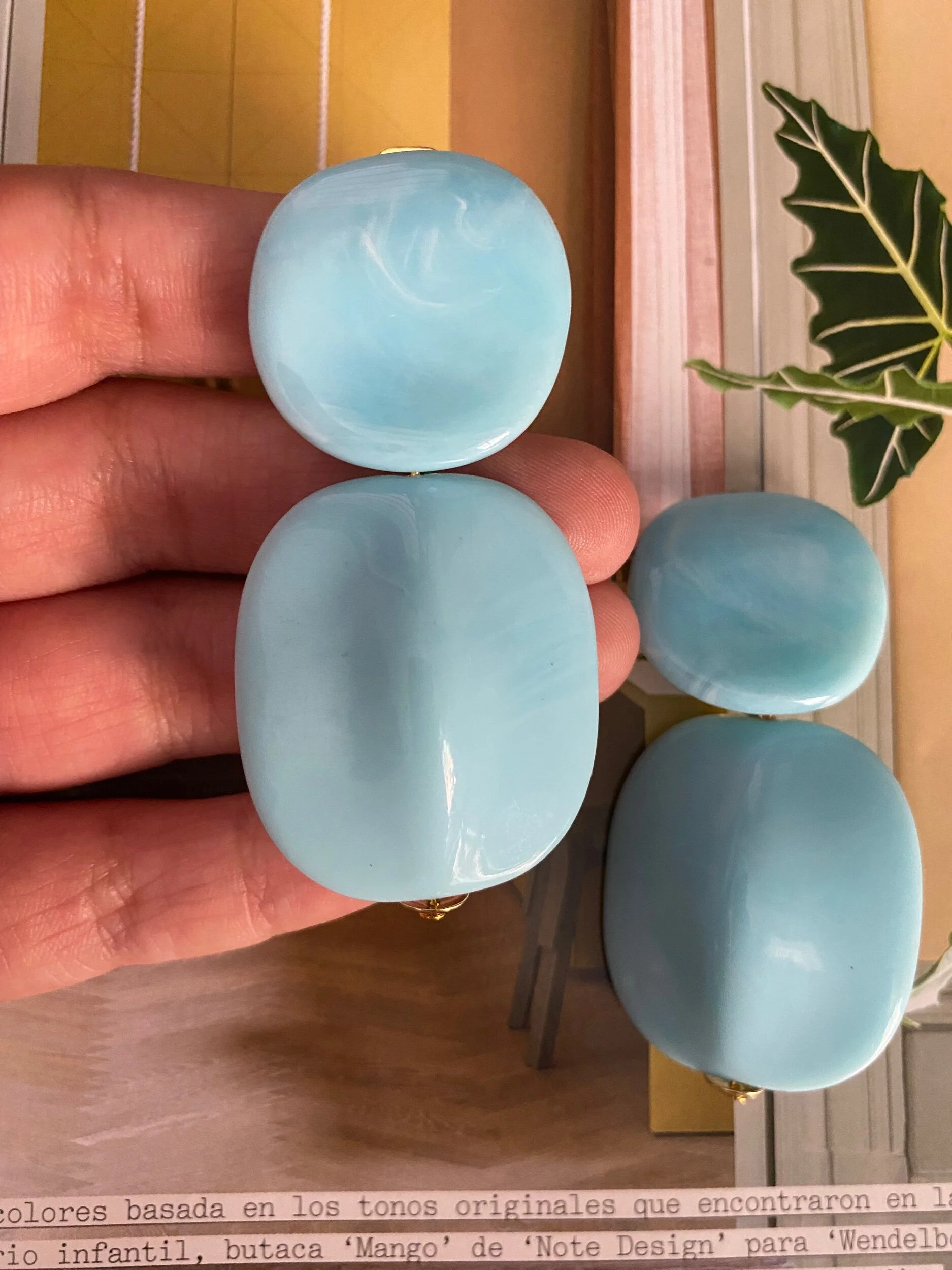 AEA66254-246C-4E1F-A7C5-886869A12E98