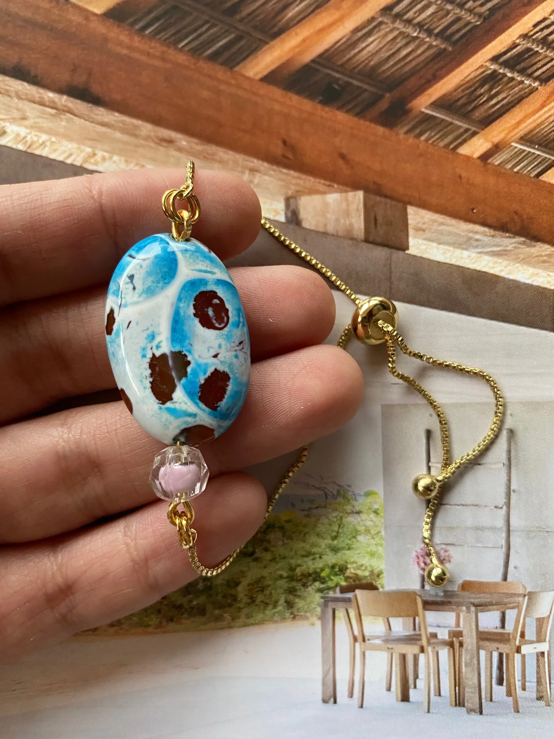 3083CB1B-CDAE-4A21-8B3A-185D39A073AF