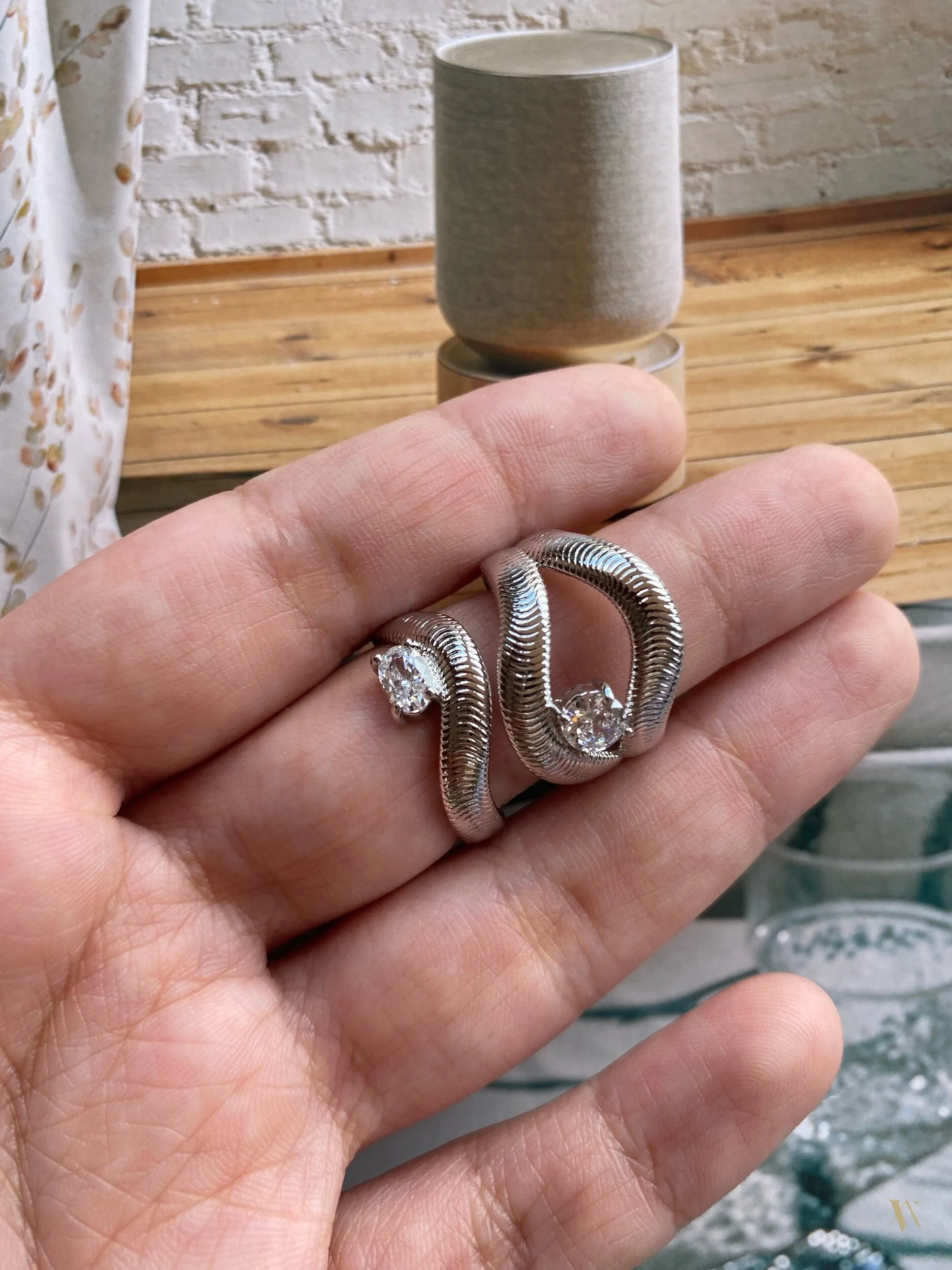 BDD13CF0-1CE1-4CB4-BF3D-CB06B446BA02