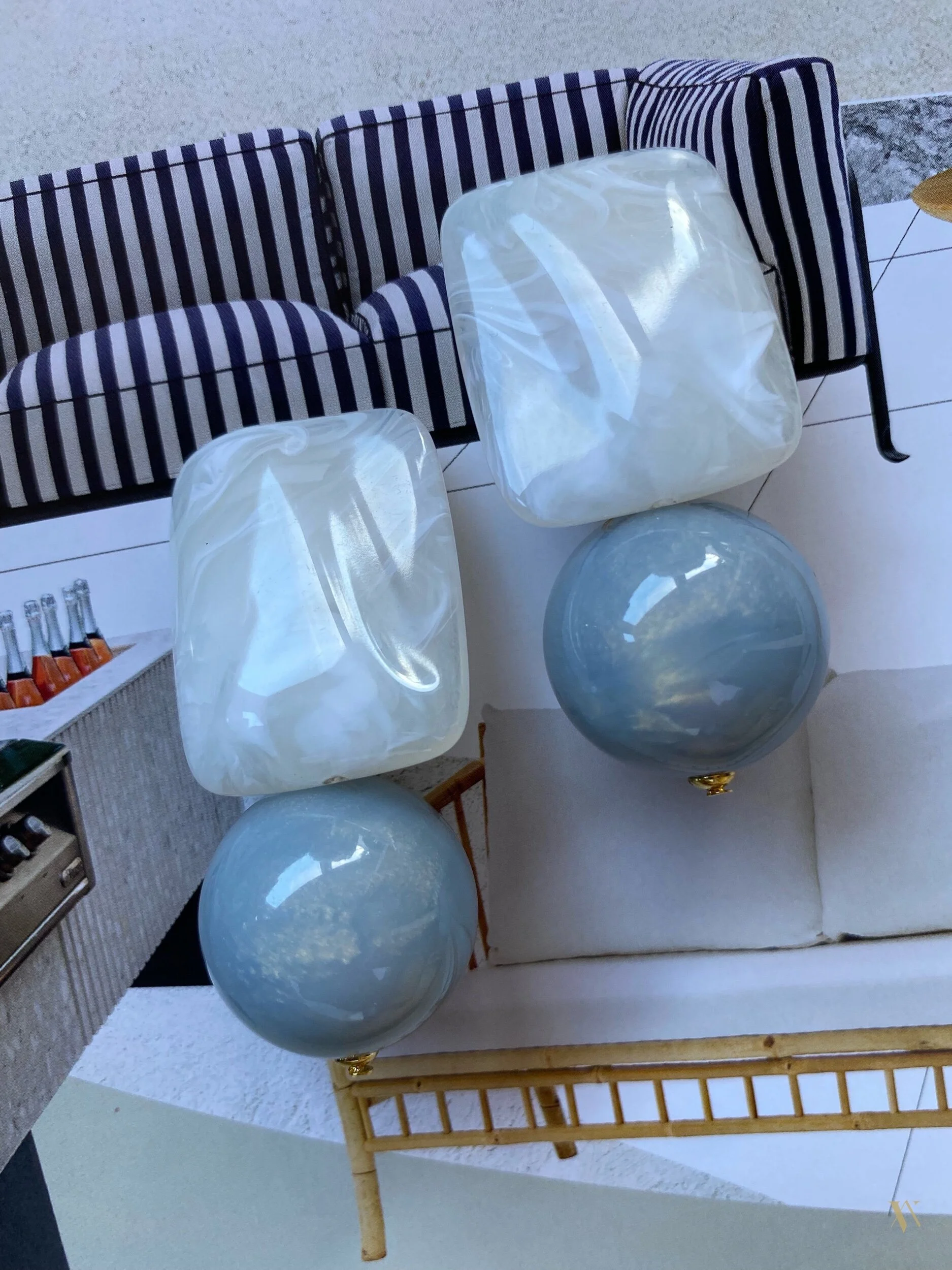 1185DE5D-64E7-4D9F-99DC-F3F0F07F1468