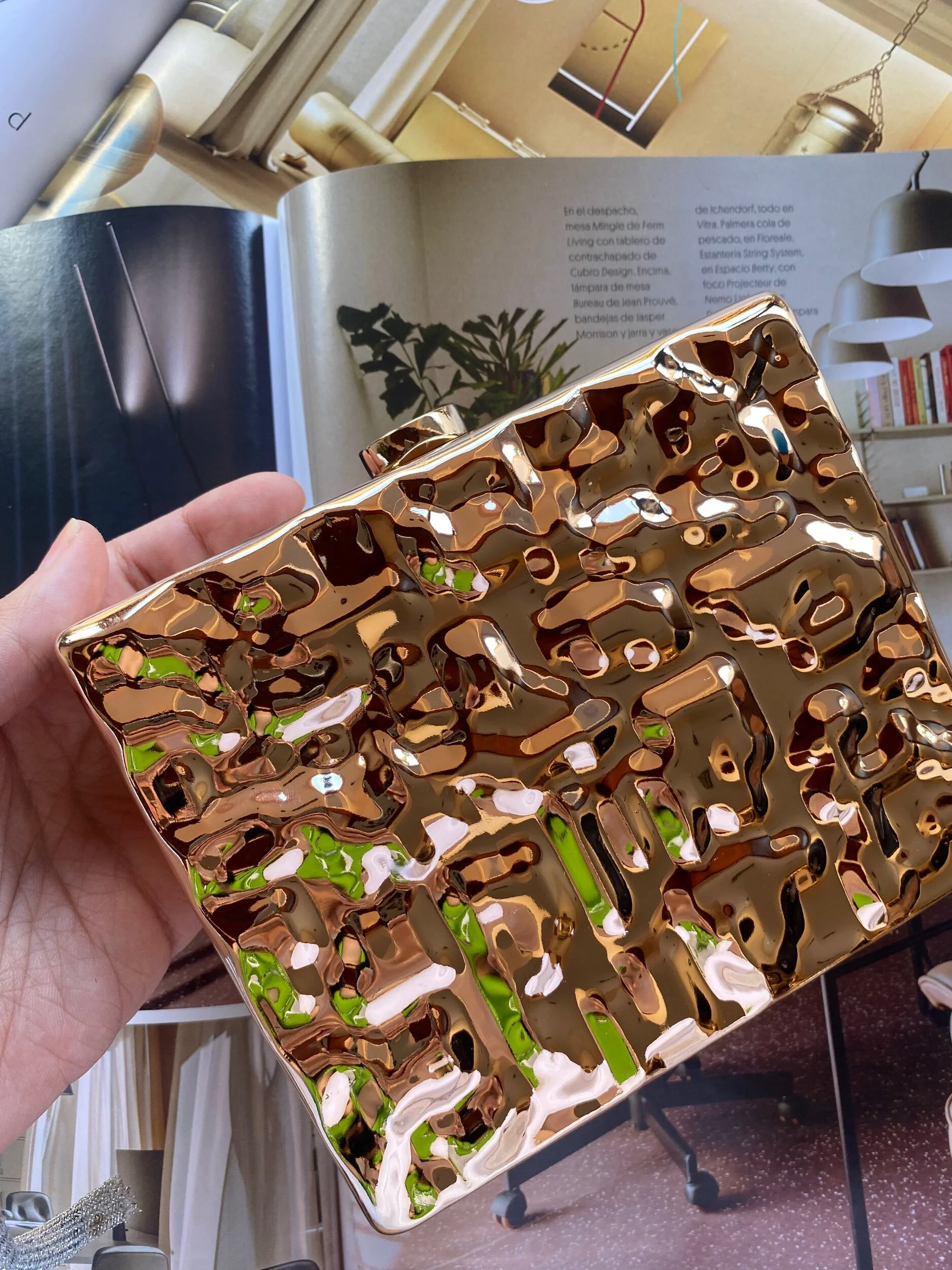 ED3C127E-B85E-4040-937D-0342CB3590EE